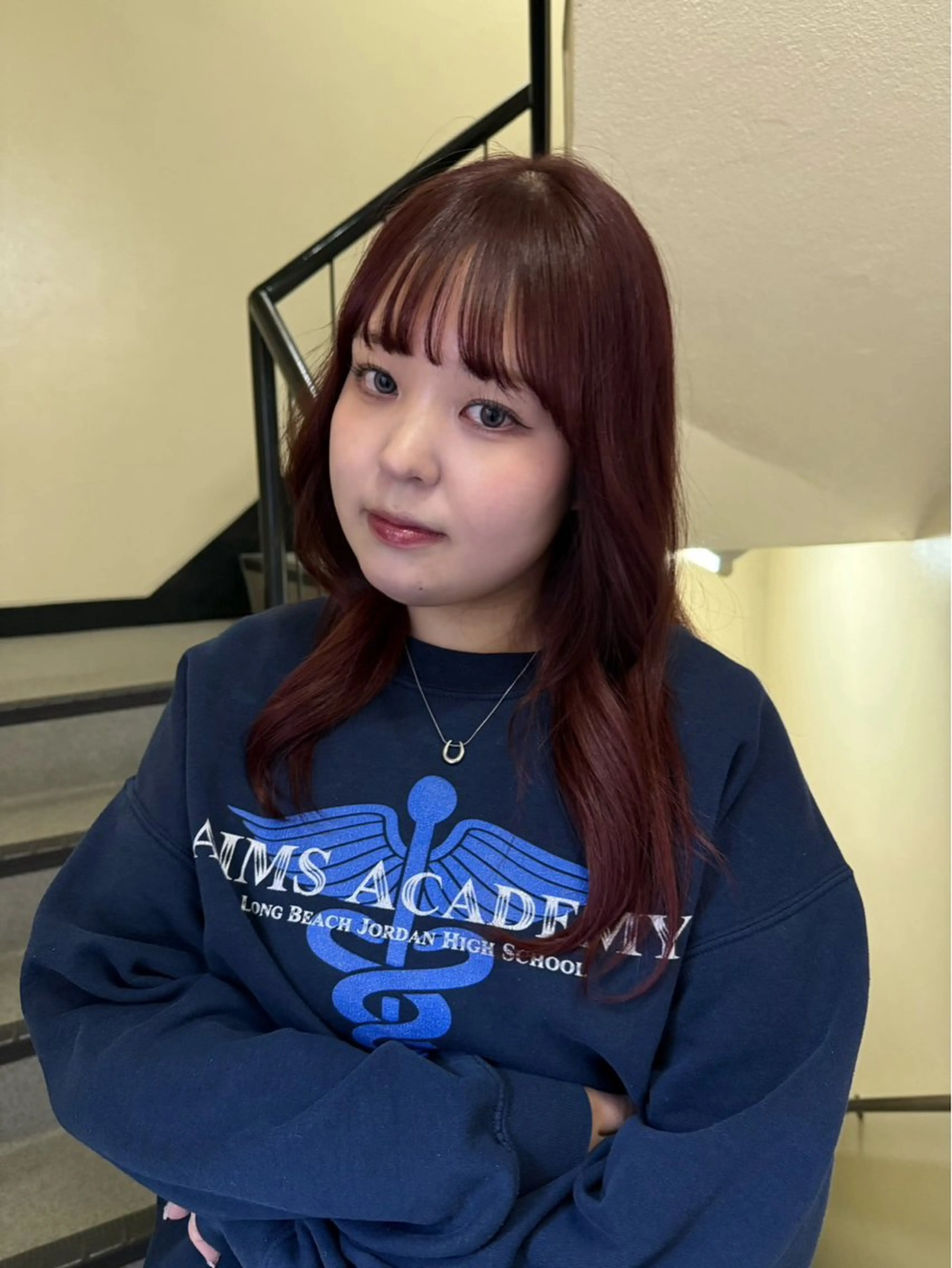 カラー 寺崎 由衣のヘアスタイル