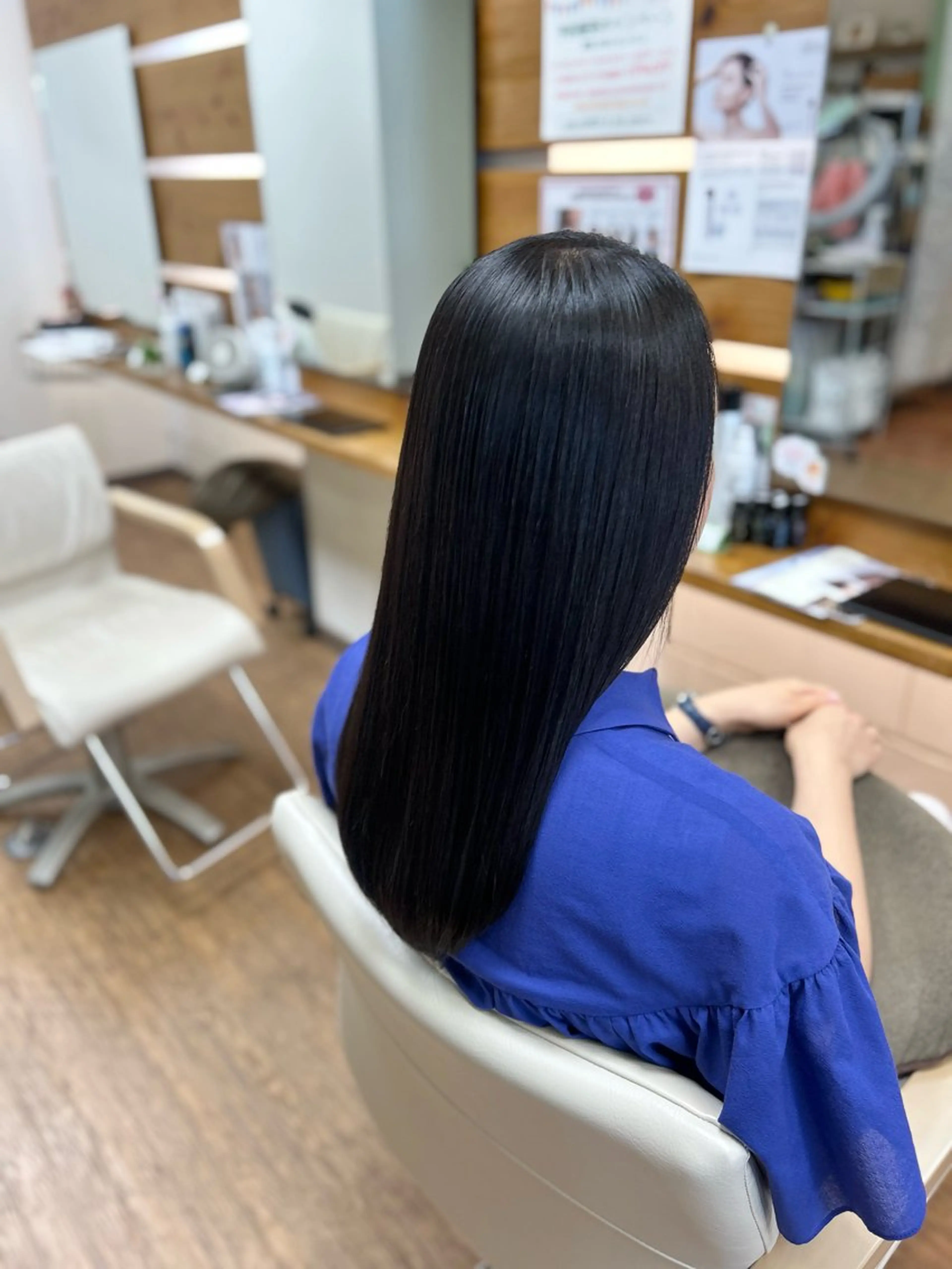 ロング カット ヘアカラー 縮毛矯正 神谷 千明のヘアスタイル