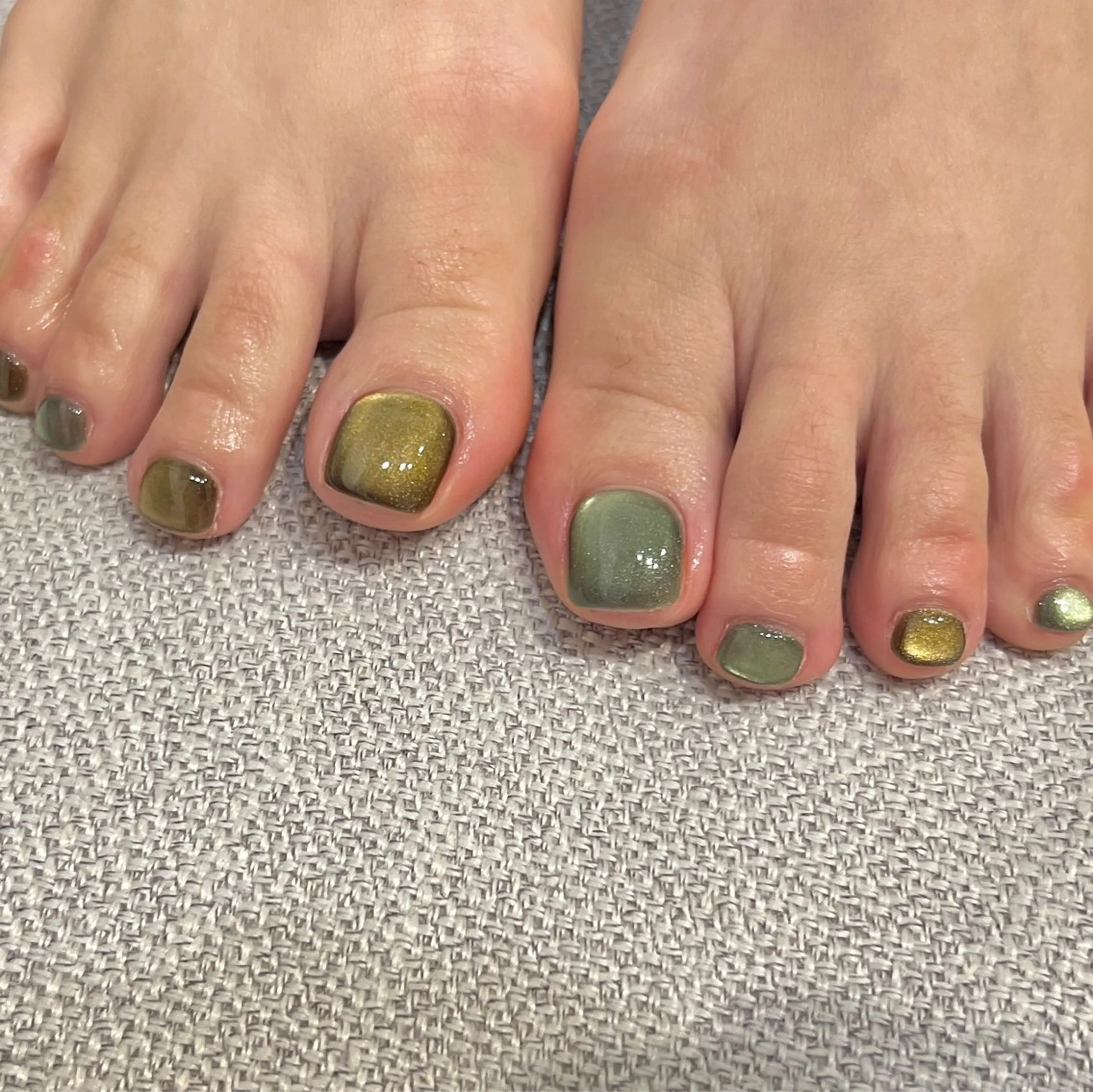 ネイル フットネイル REHTOF ｜朝7時Open☀️のネイルデザイン