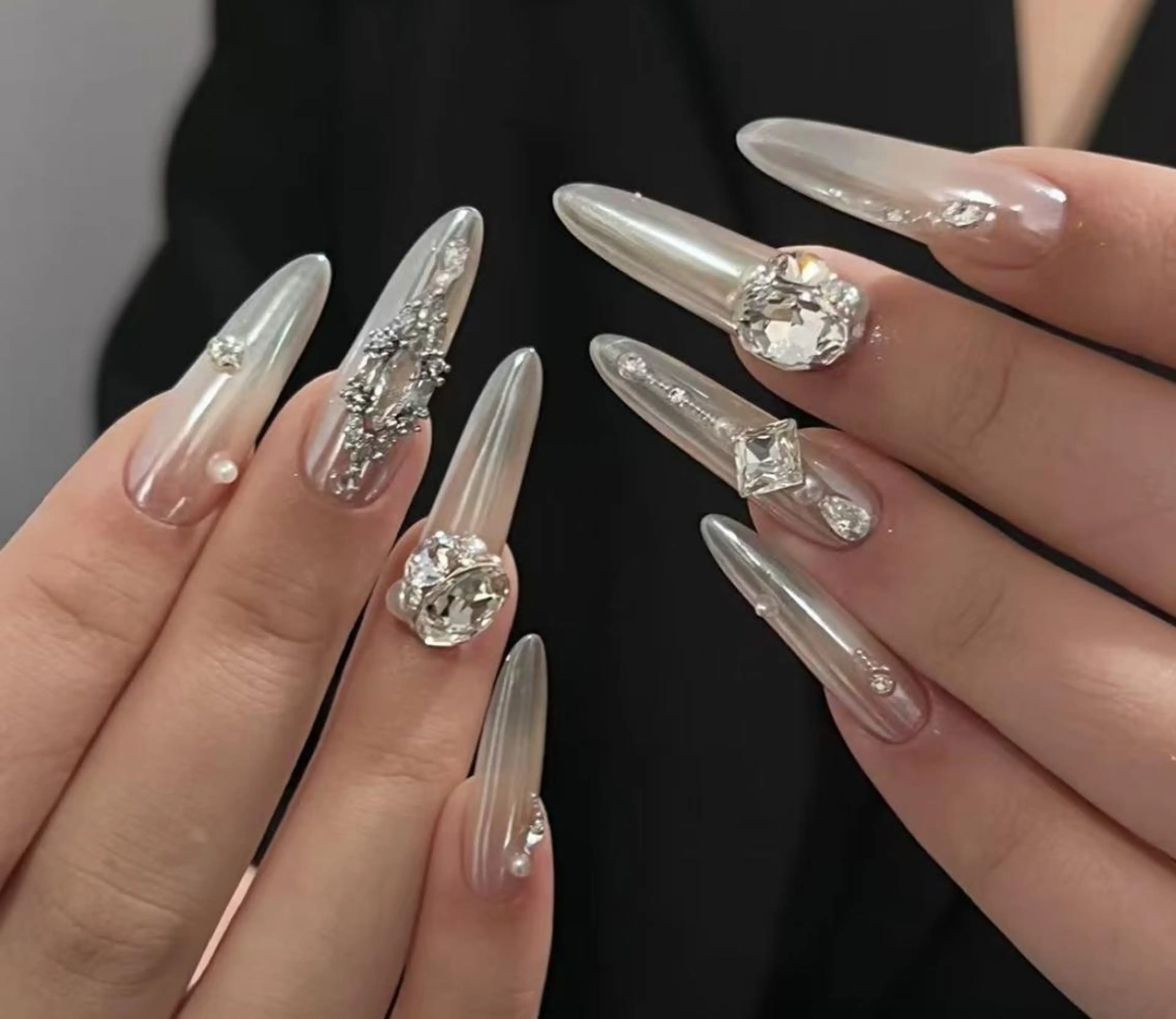 ネイル ハンドネイル ハンドケア 🍑 momo_nailのネイルデザイン