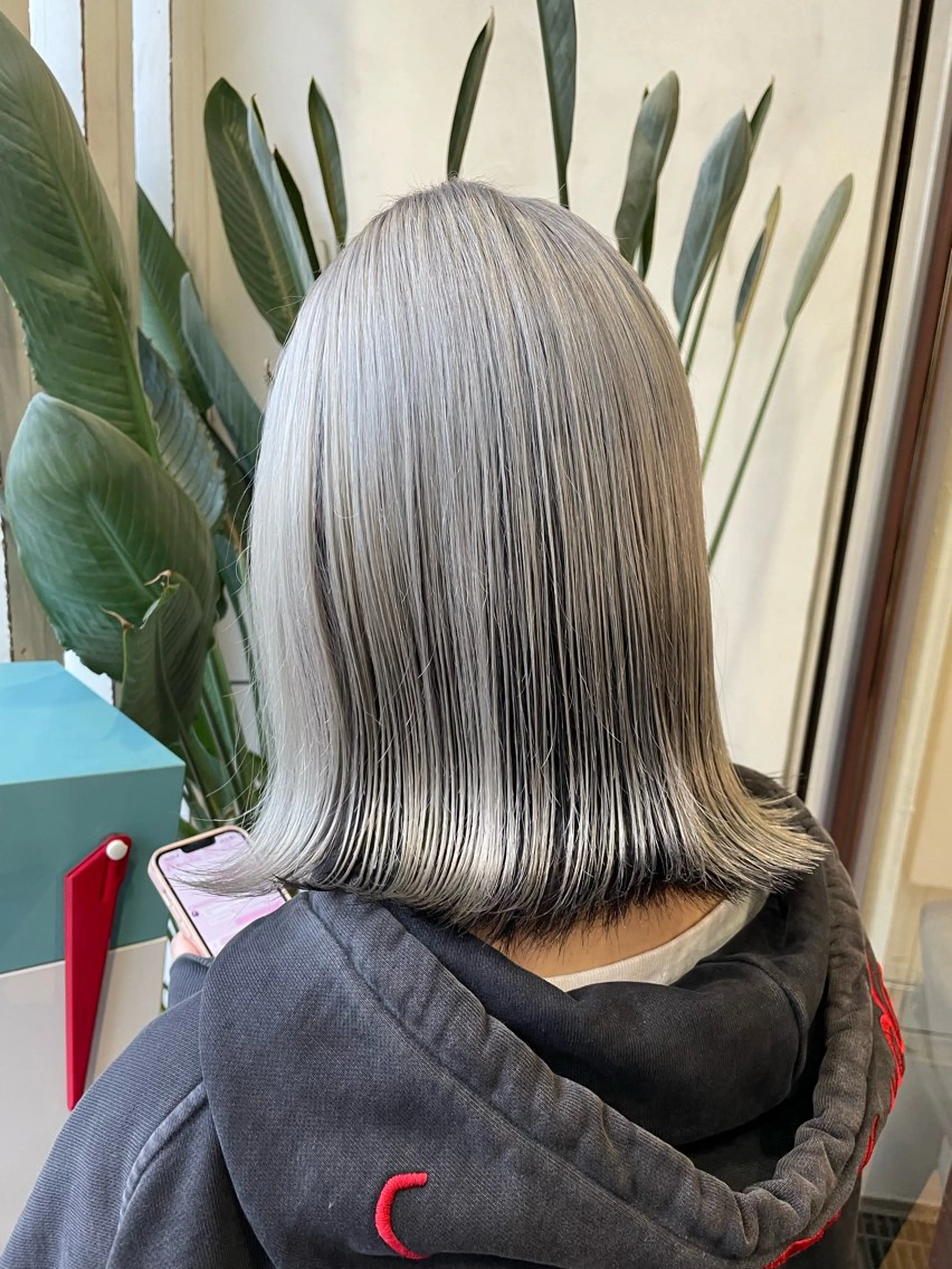 セミロング カラー 【店長】インナー指名 No.1戸塚優思のヘアスタイル