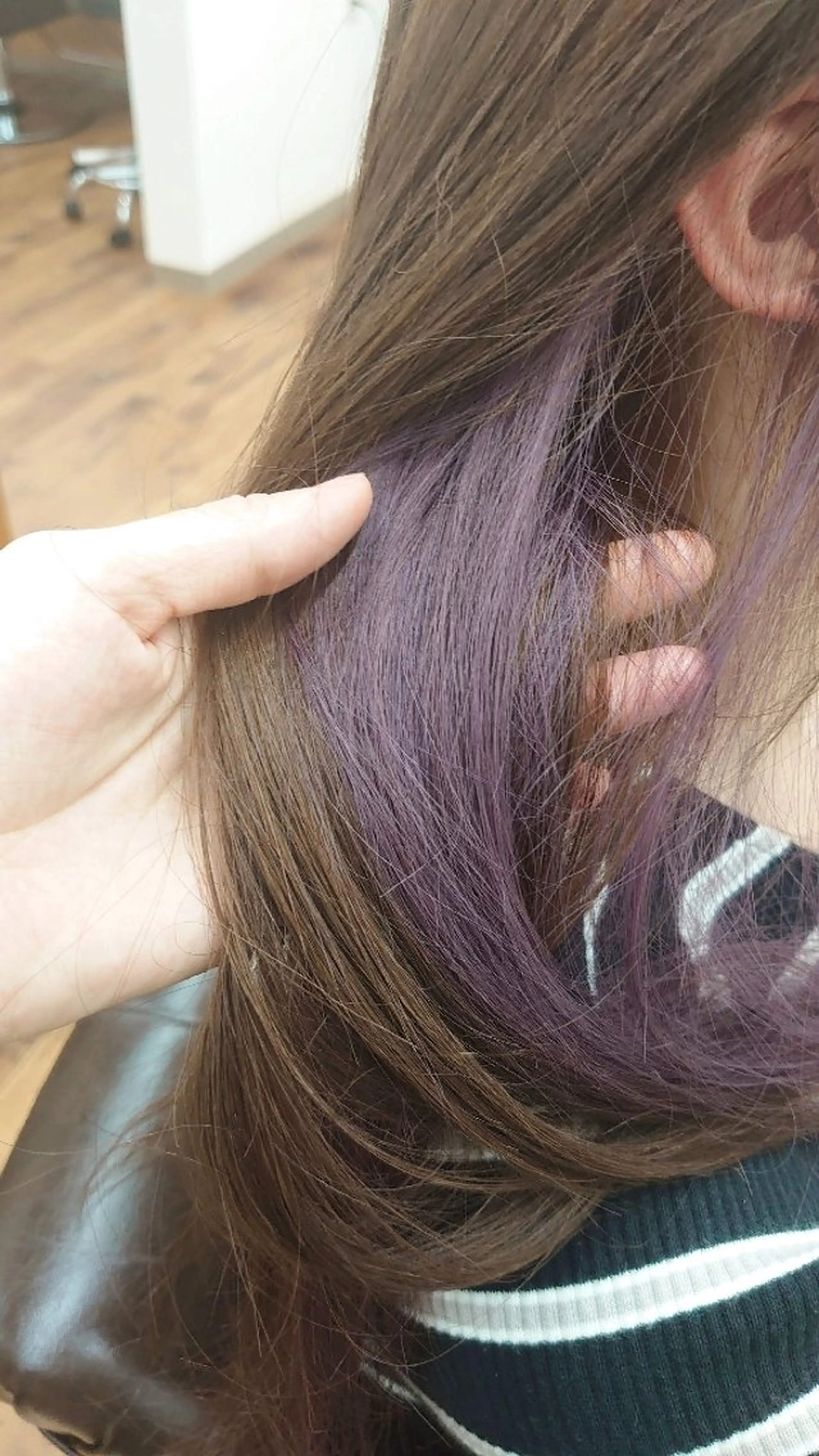 カラー ロング インナーカラー 星野 美由/メンズカットのヘアスタイル