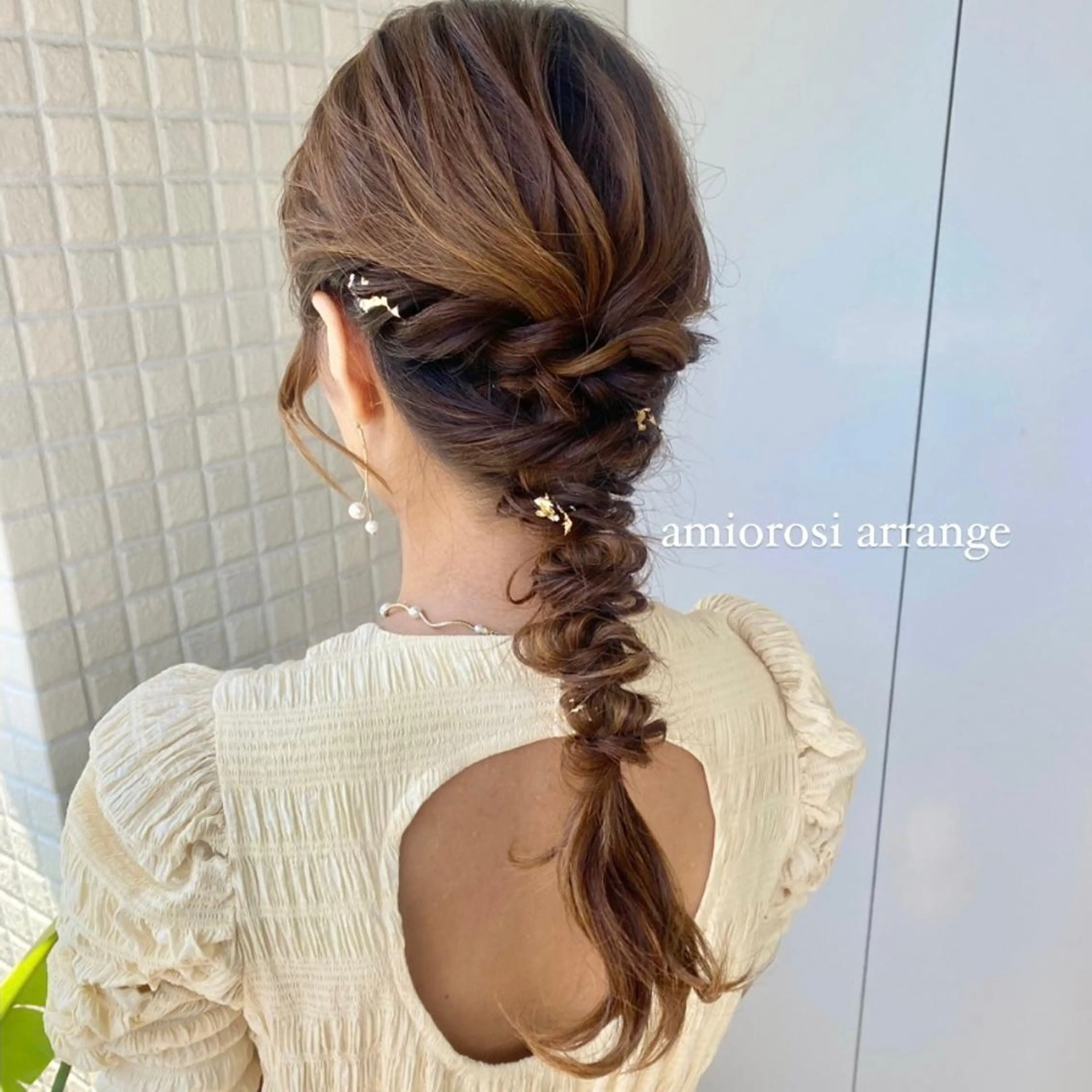 ヘアアレンジ 透けるベージュ/ 艶カラー♡のヘアスタイル