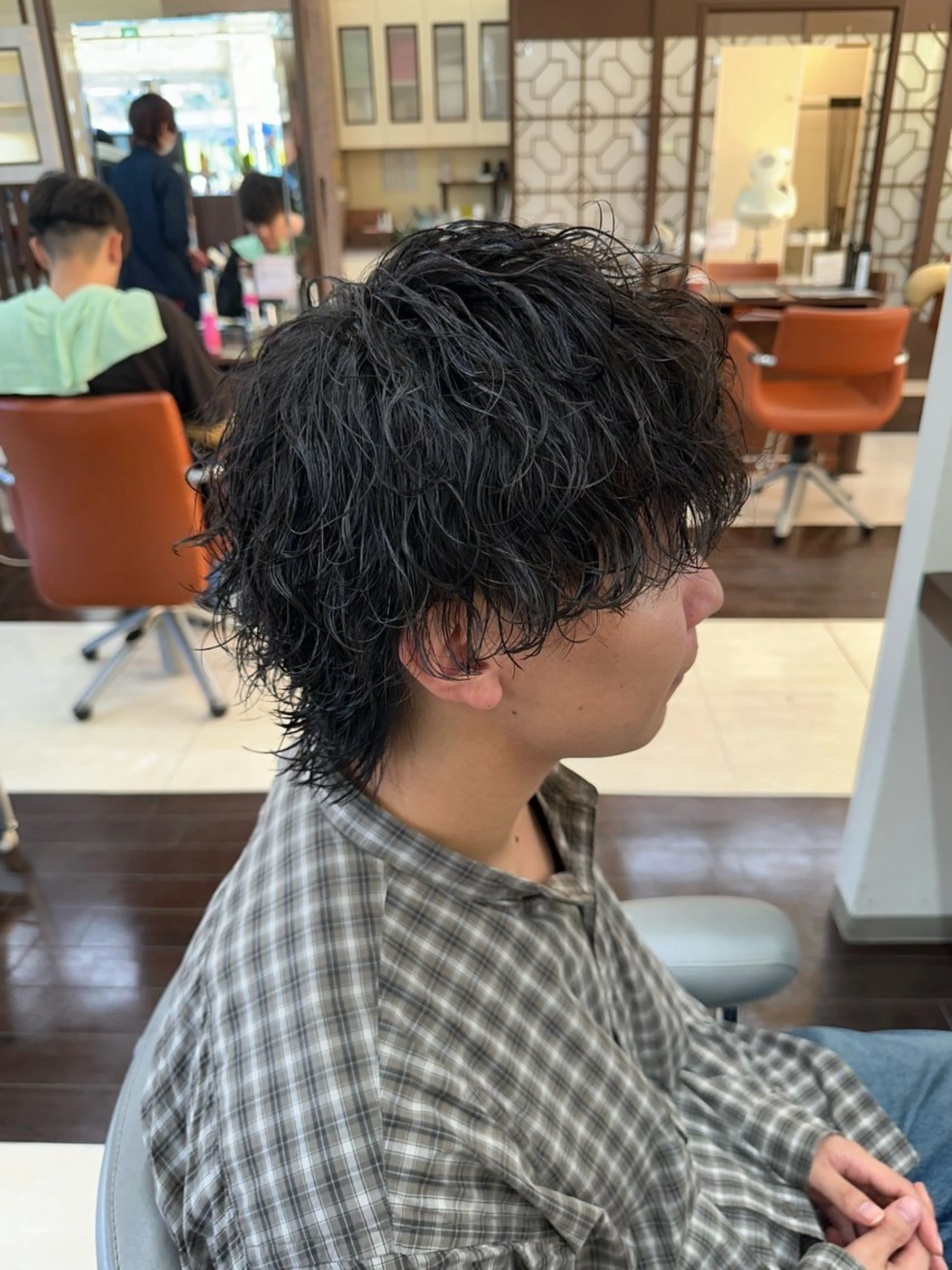 ショート カラー パーマ メンズ 波巻きパーマ カット パーマ ヘアセット 毎月230人担当/ メンズヘア/清和武虎のヘアスタイル