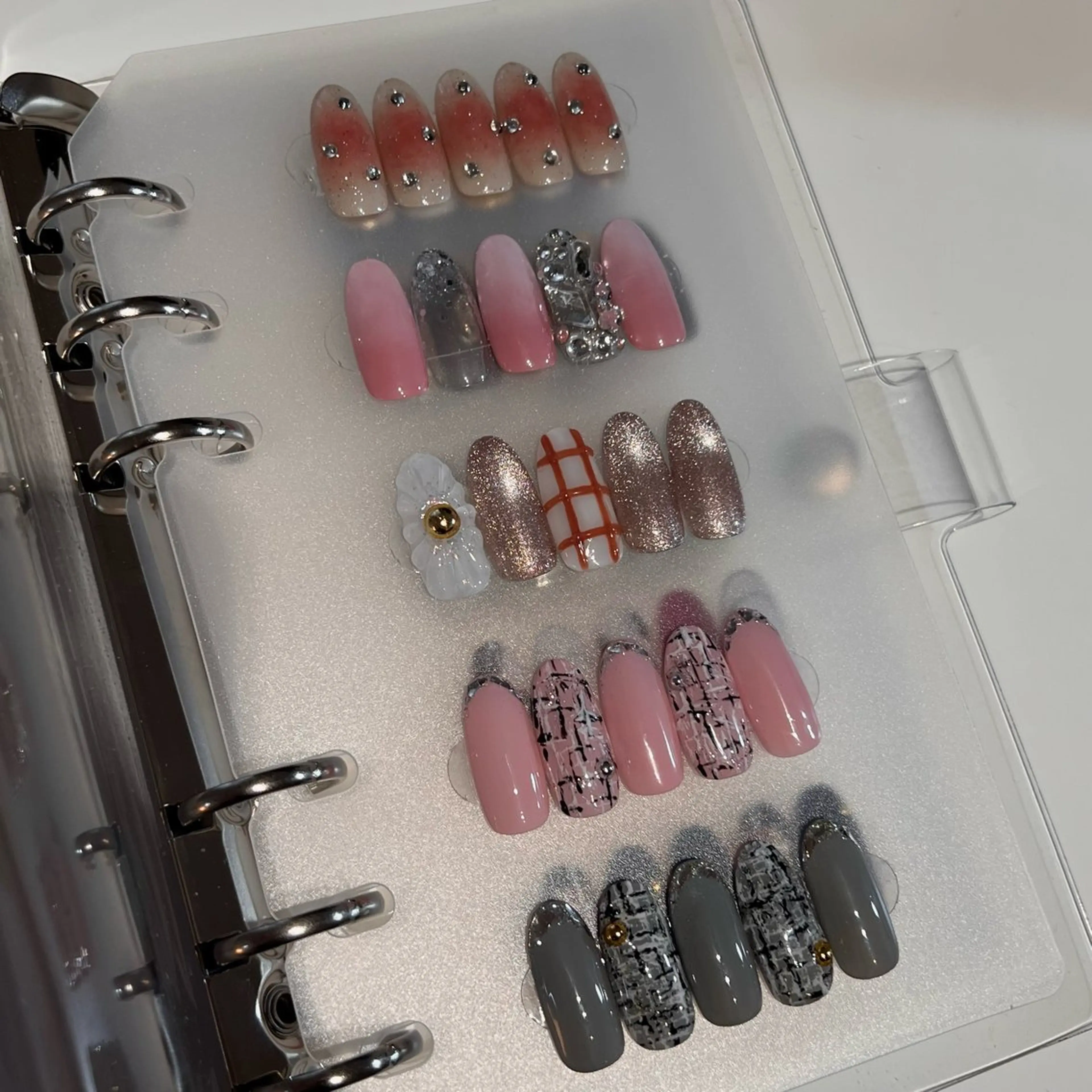 ネイル ハンドネイル O. Harukaのネイルデザイン