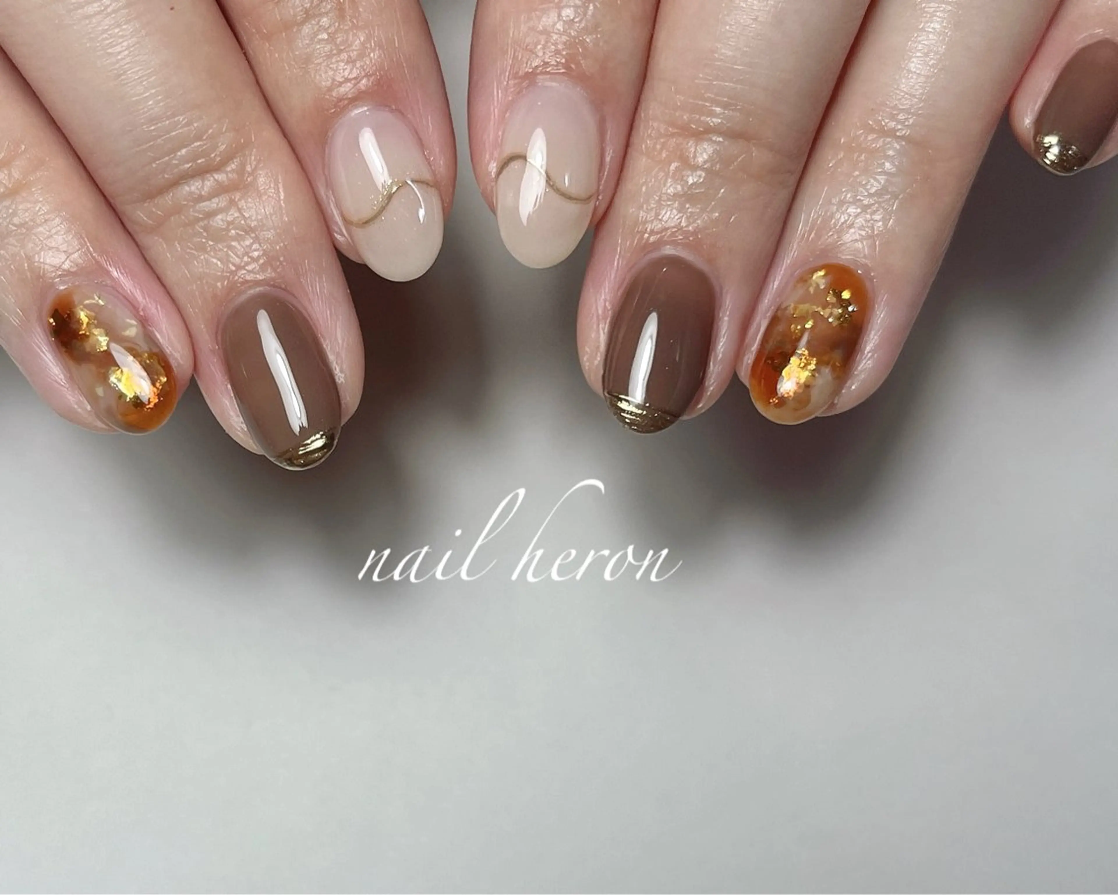ネイル べっ甲ネイル ハンドネイル saki_ nail heronのネイルデザイン