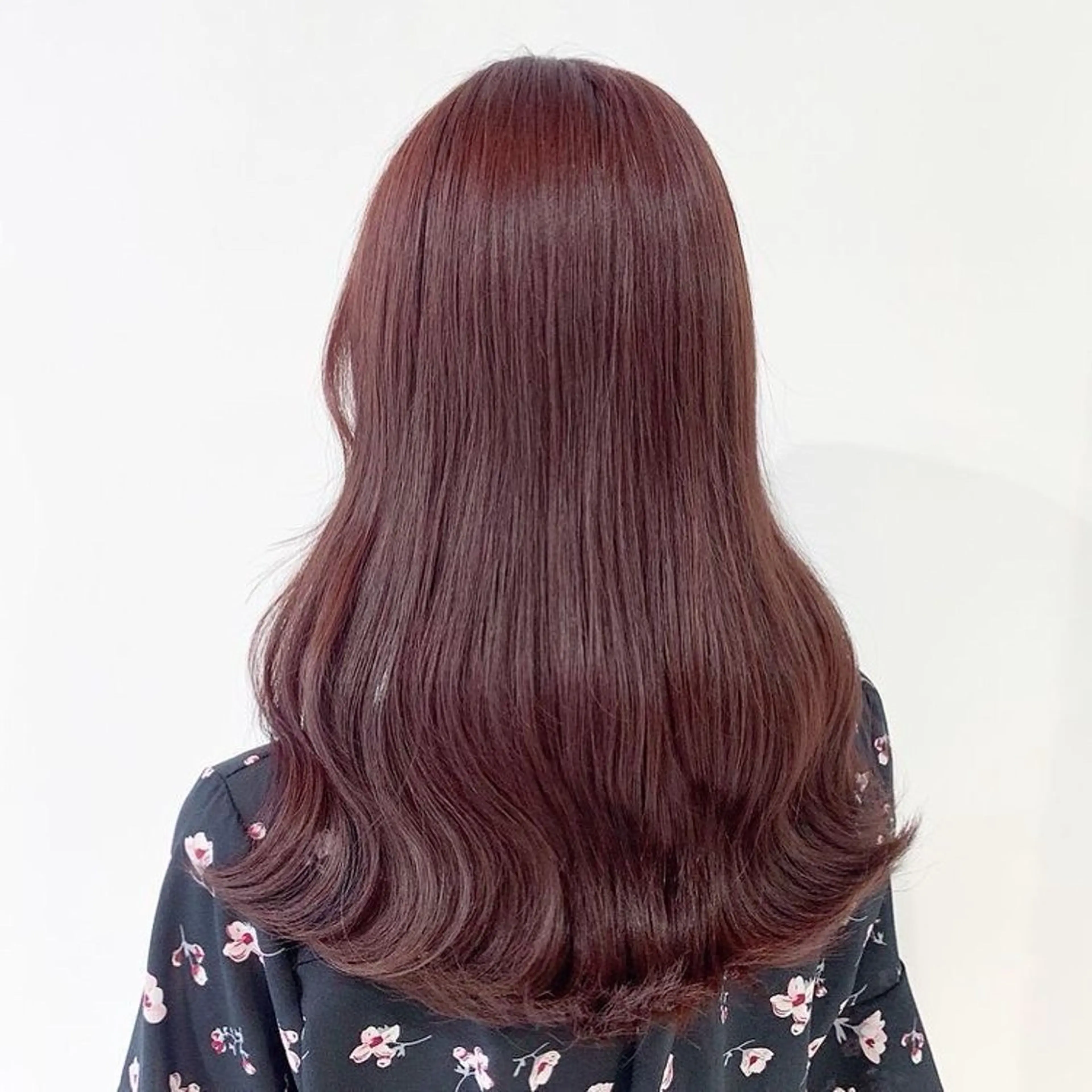 ロング カラー カシス ピンクカラー 🦋韓国モテカラー 🦋𝕐𝕌𝕀のヘアスタイル