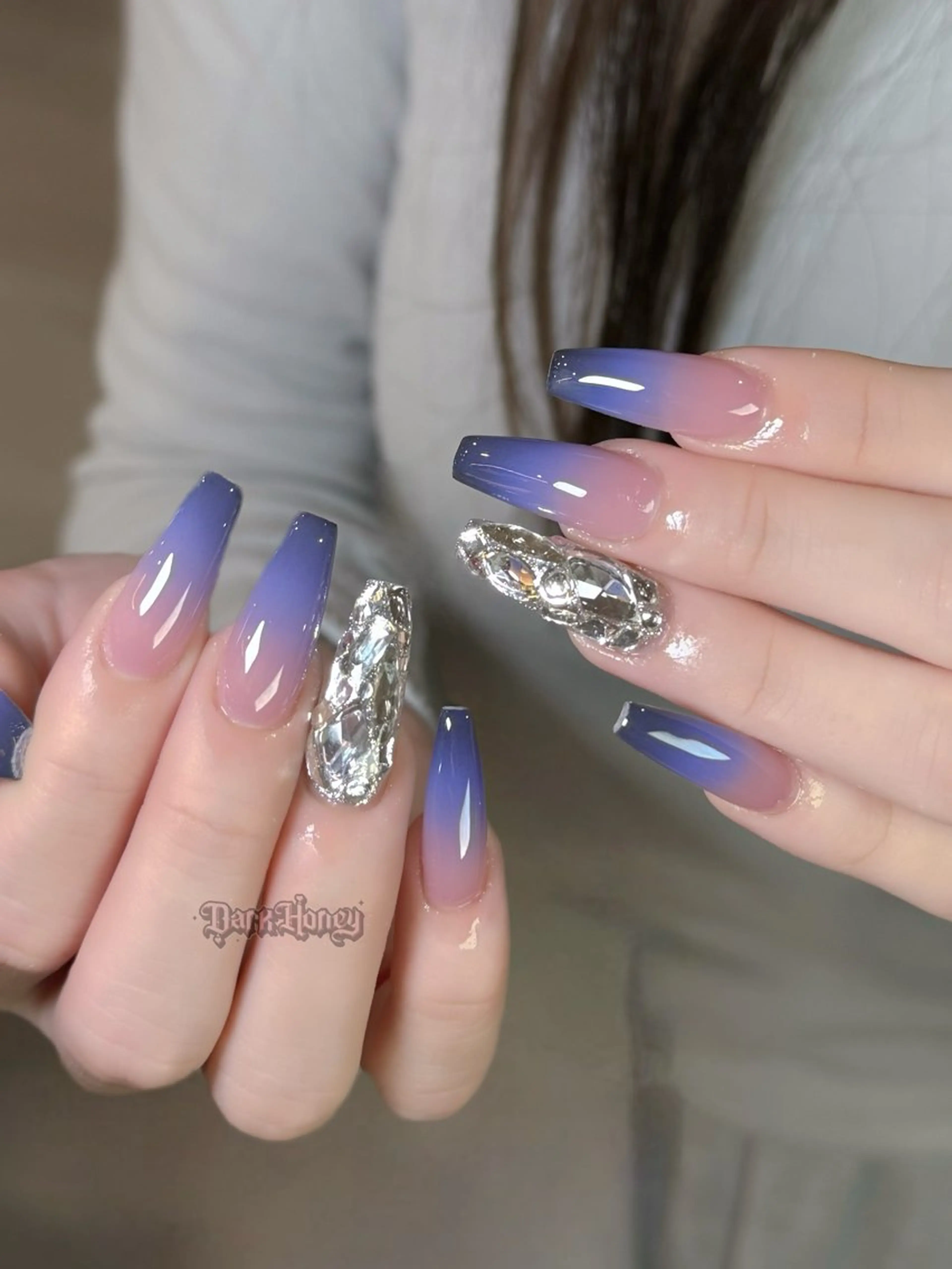 ネイル ハンドネイル Dark honey スカルプ専門原宿店のネイルデザイン