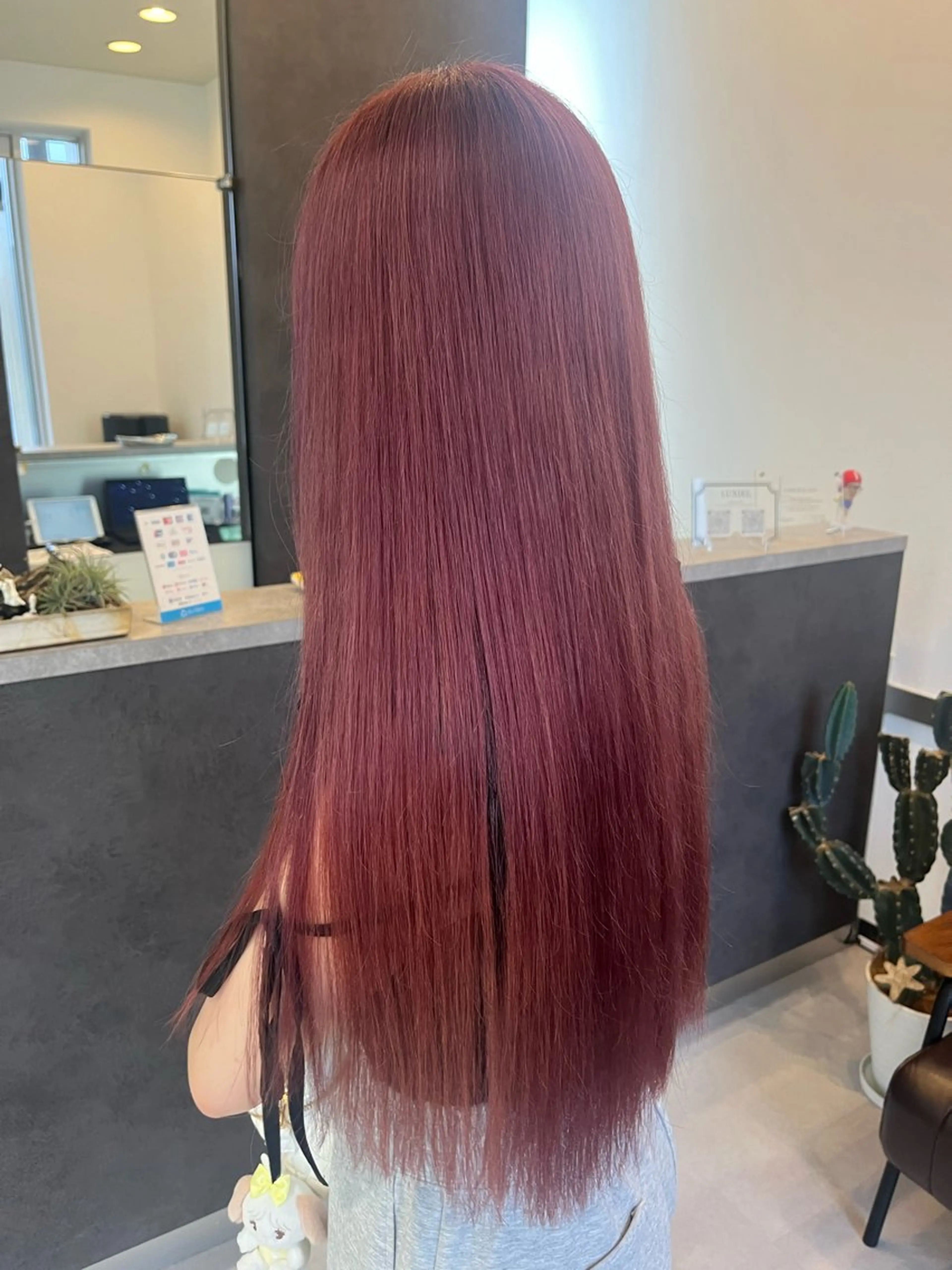 ロング ヘアカラー LUXIEL所属・LUXIEL みづきのヘアスタイル