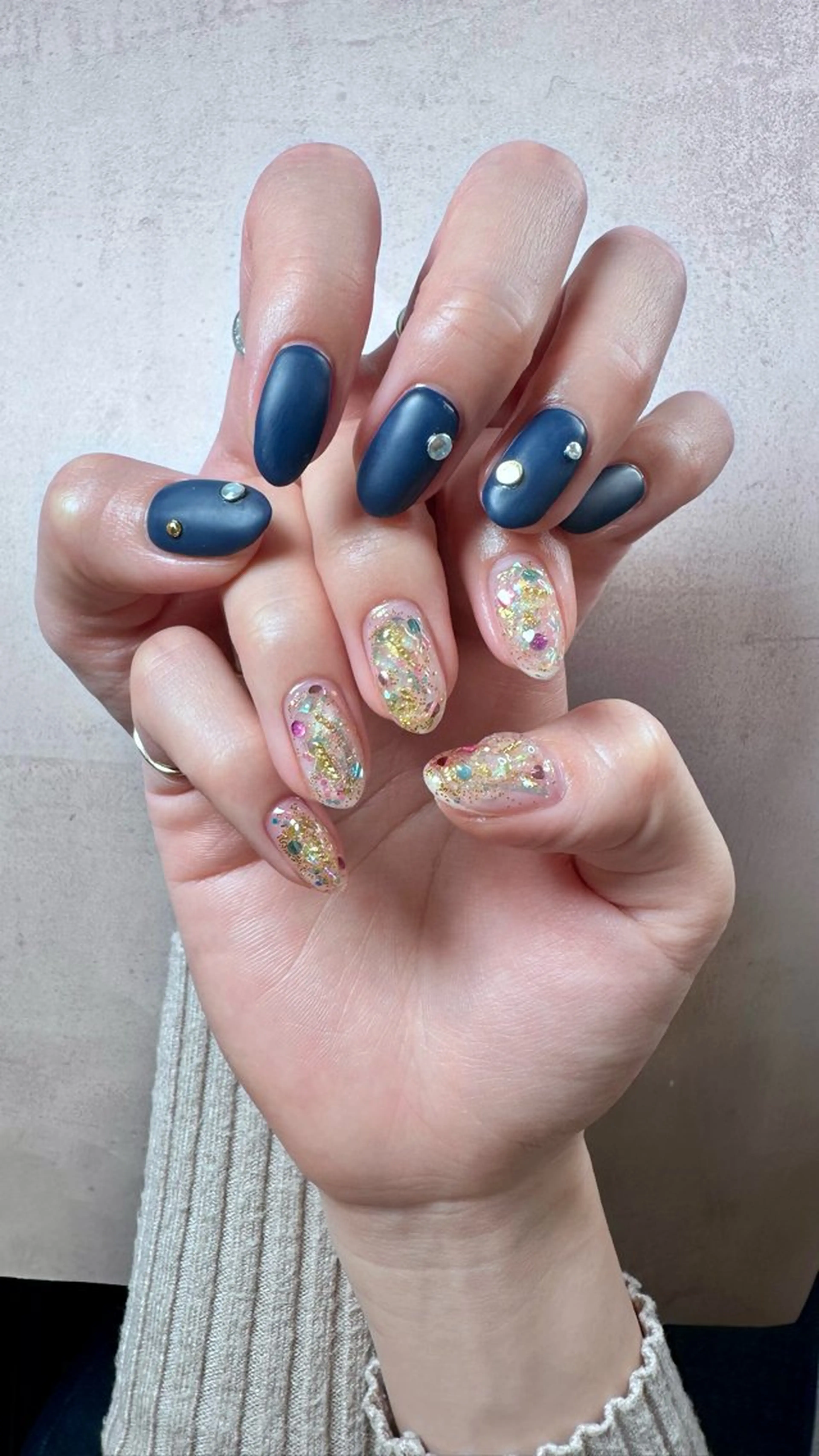 ネイル ニュアンスネイル ハンドネイル ハンドケア Atelier Ariのネイルデザイン