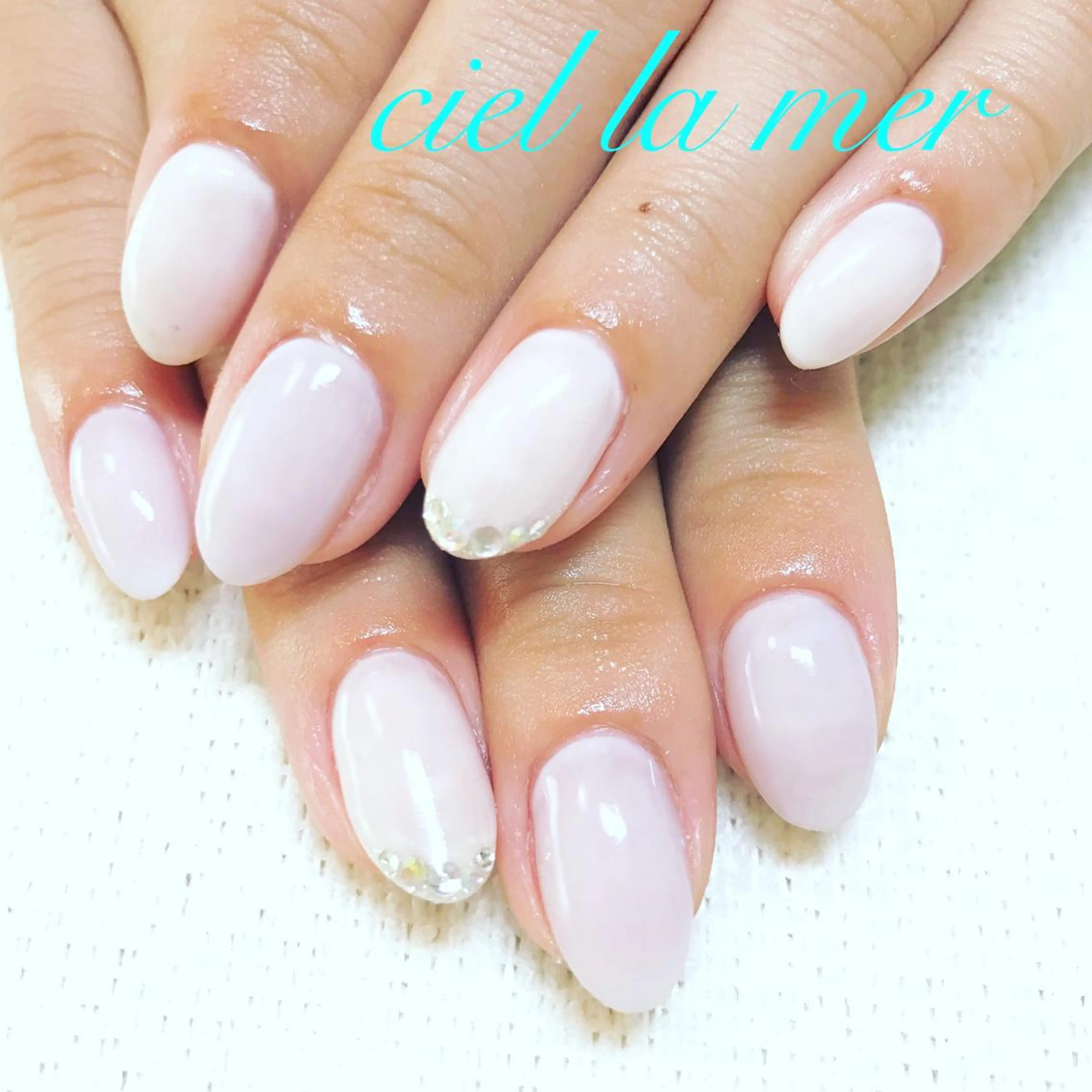 ネイル ハンドネイル フットネイル ciel la merのネイルデザイン