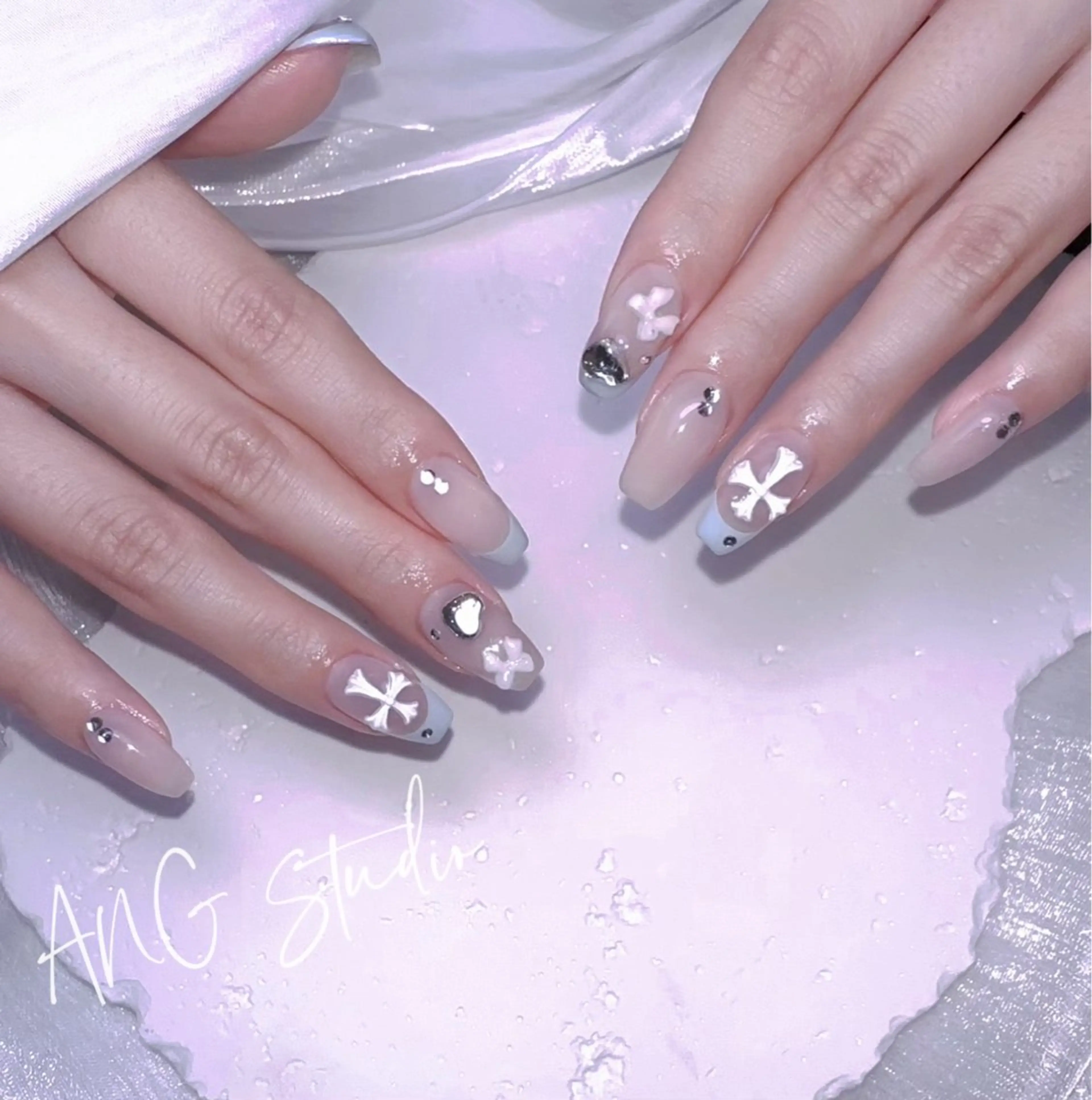 ネイル ハンドネイル ハンドケア ANG Studioのネイルデザイン