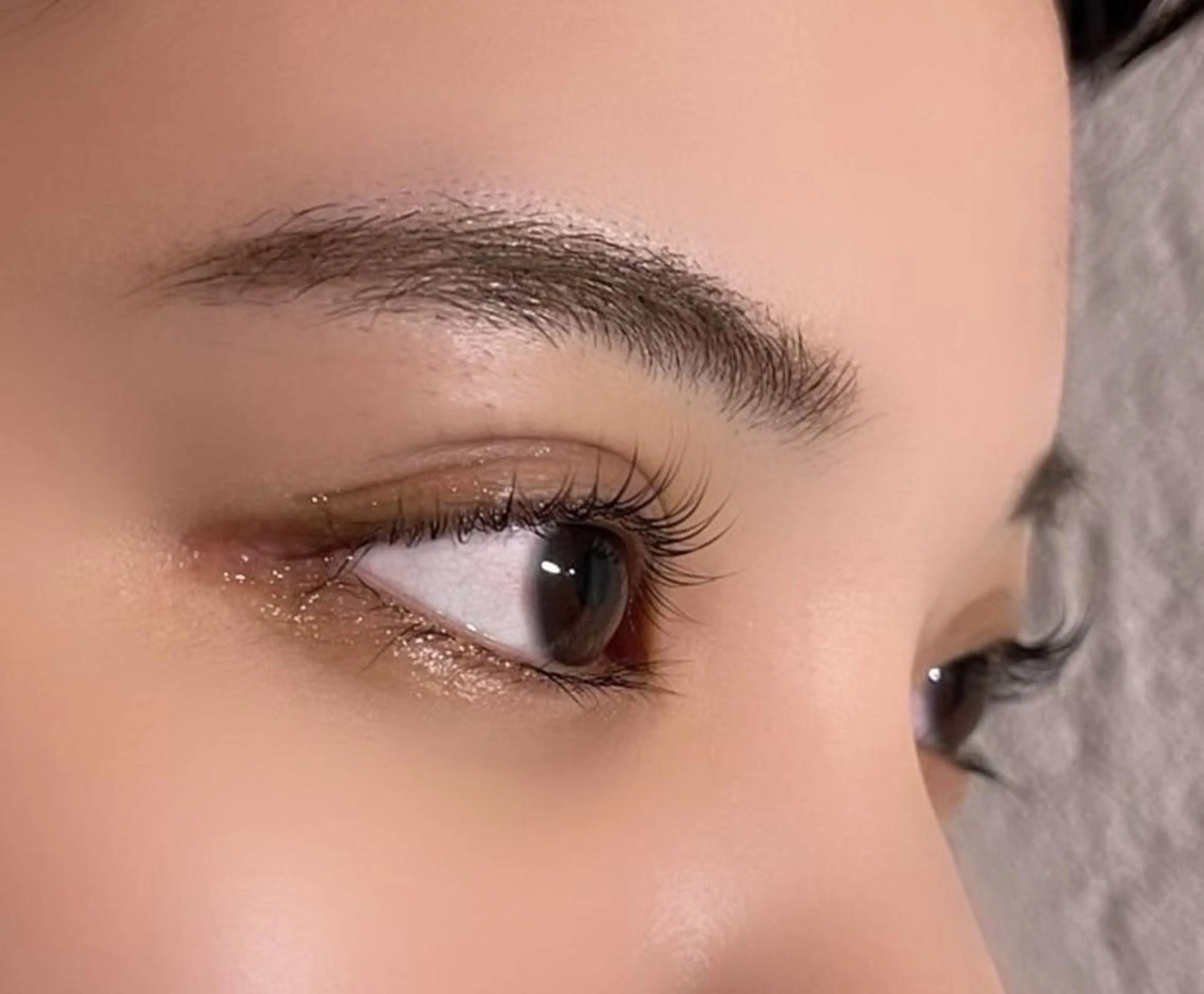 マツエク・マツパ アティリー 西梅田のヘアスタイル