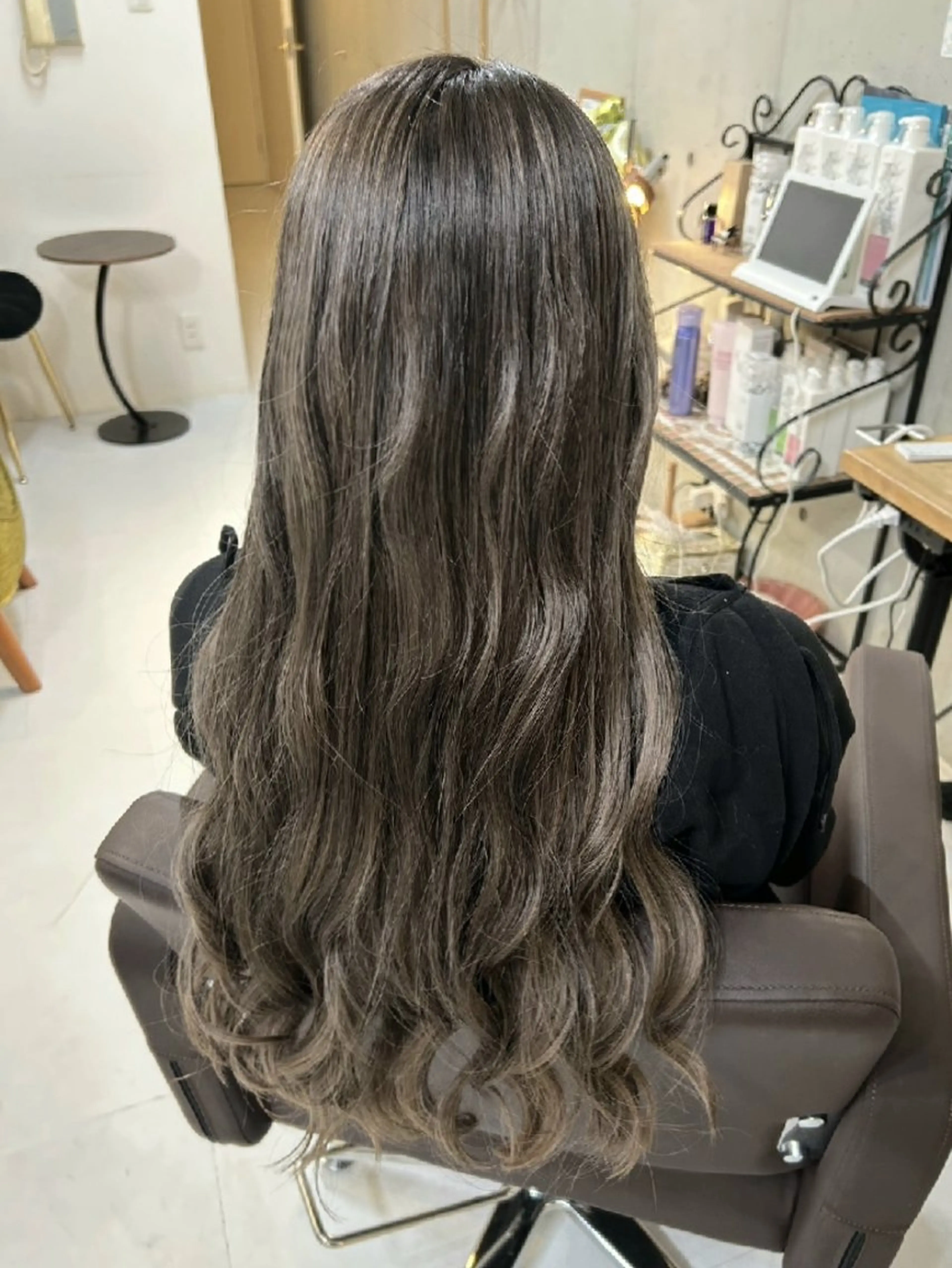 ロング カラー カット ヘアカラー ma cherie naoのヘアスタイル