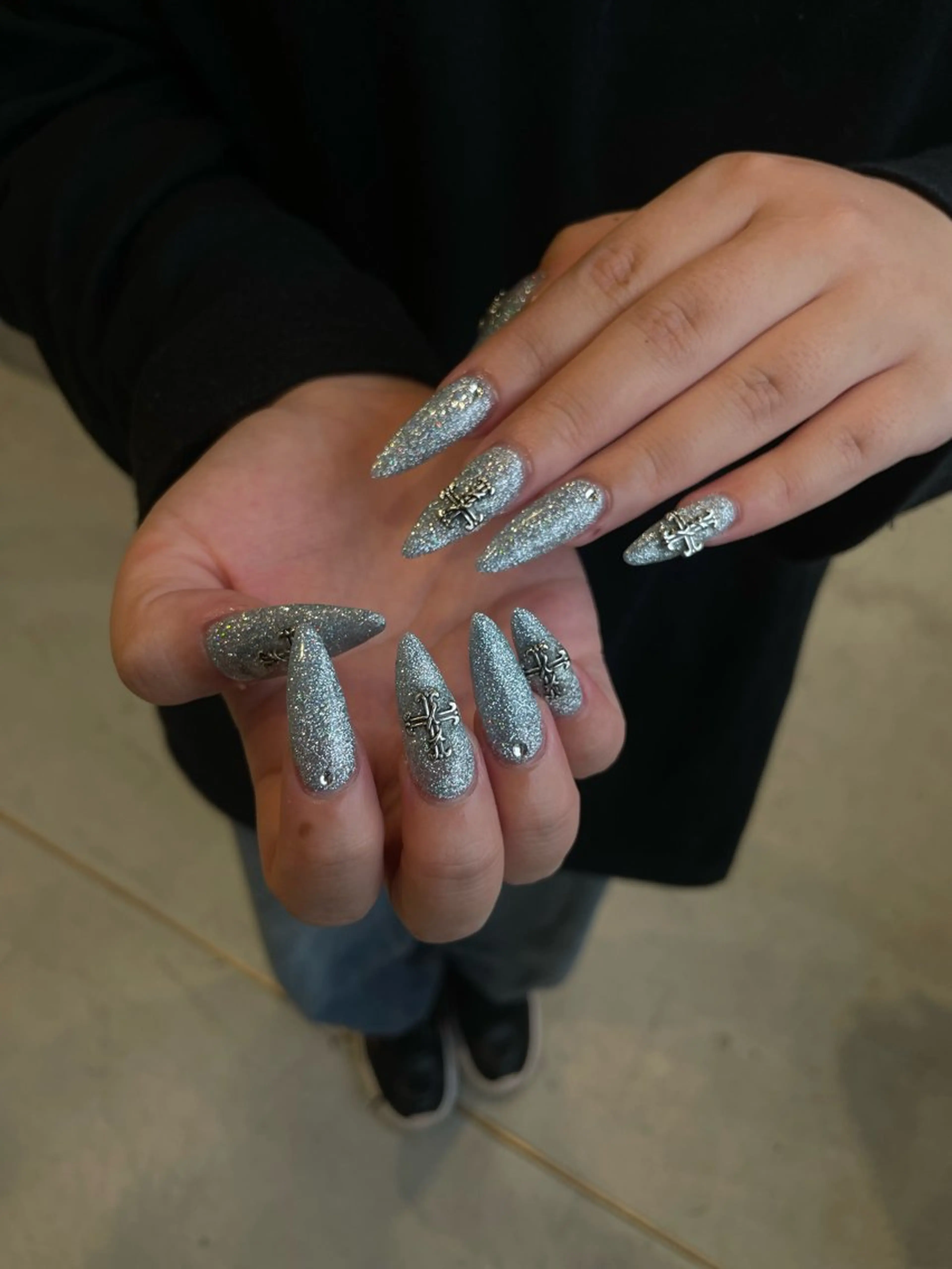 ネイル ハンドネイル EARTH笛吹店 ハルナのネイルデザイン