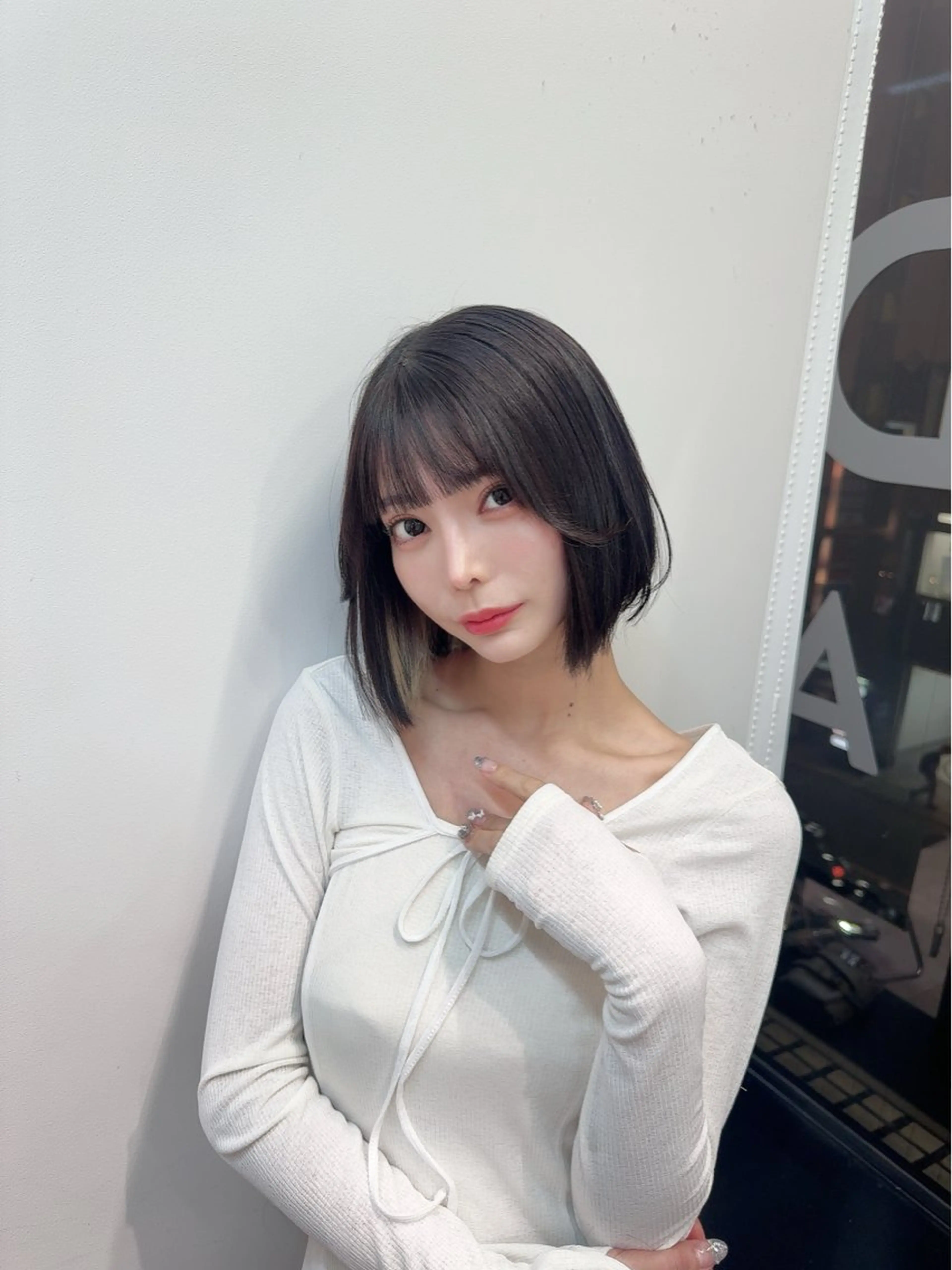 ミディアム カット ヘアカラー トリートメント 顔周りレイヤー/新宿 /モテ艶カラー/航介のヘアスタイル