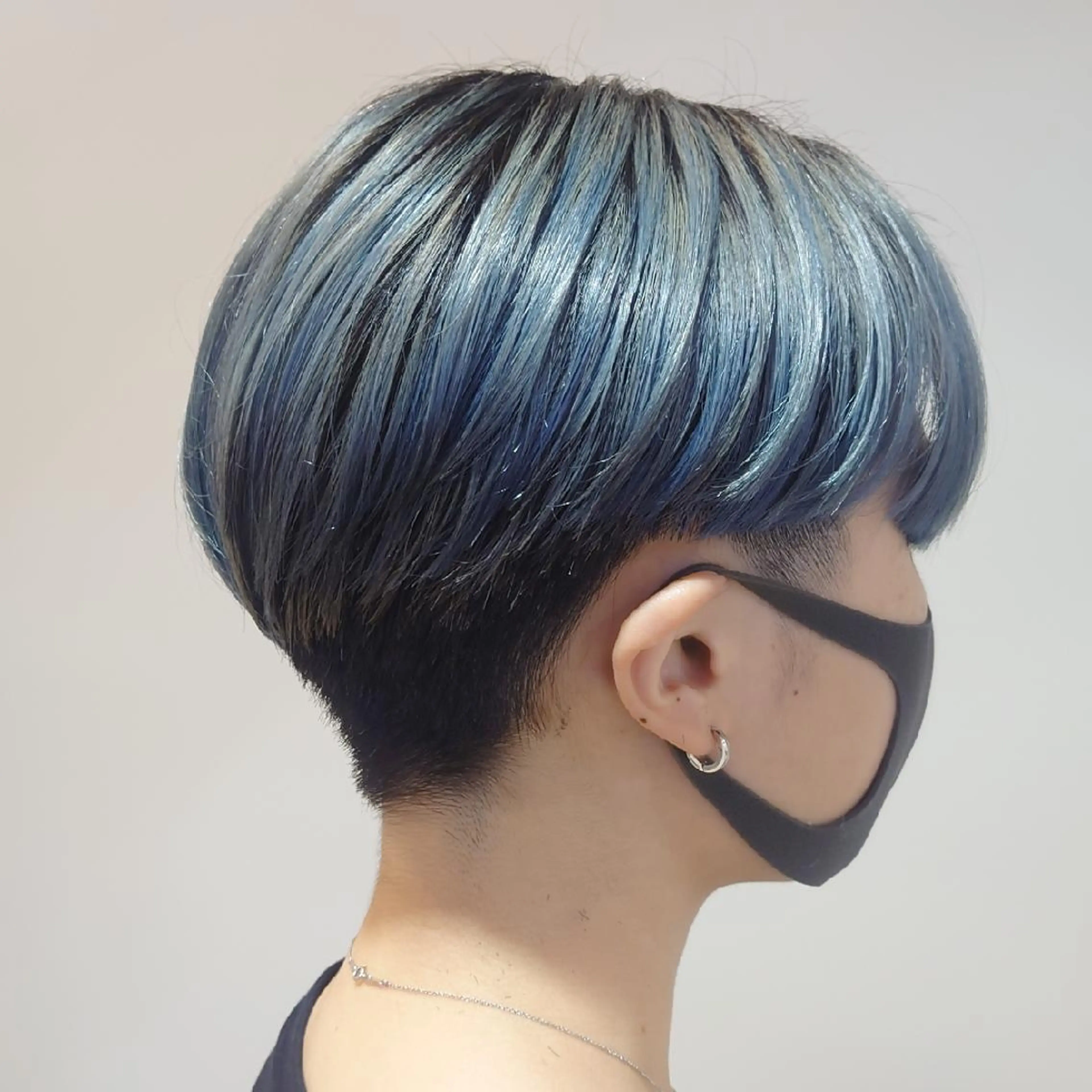 ショート カラー ブルーカラー ショートヘア 田中将平【 サロンマネージャー】のヘアスタイル