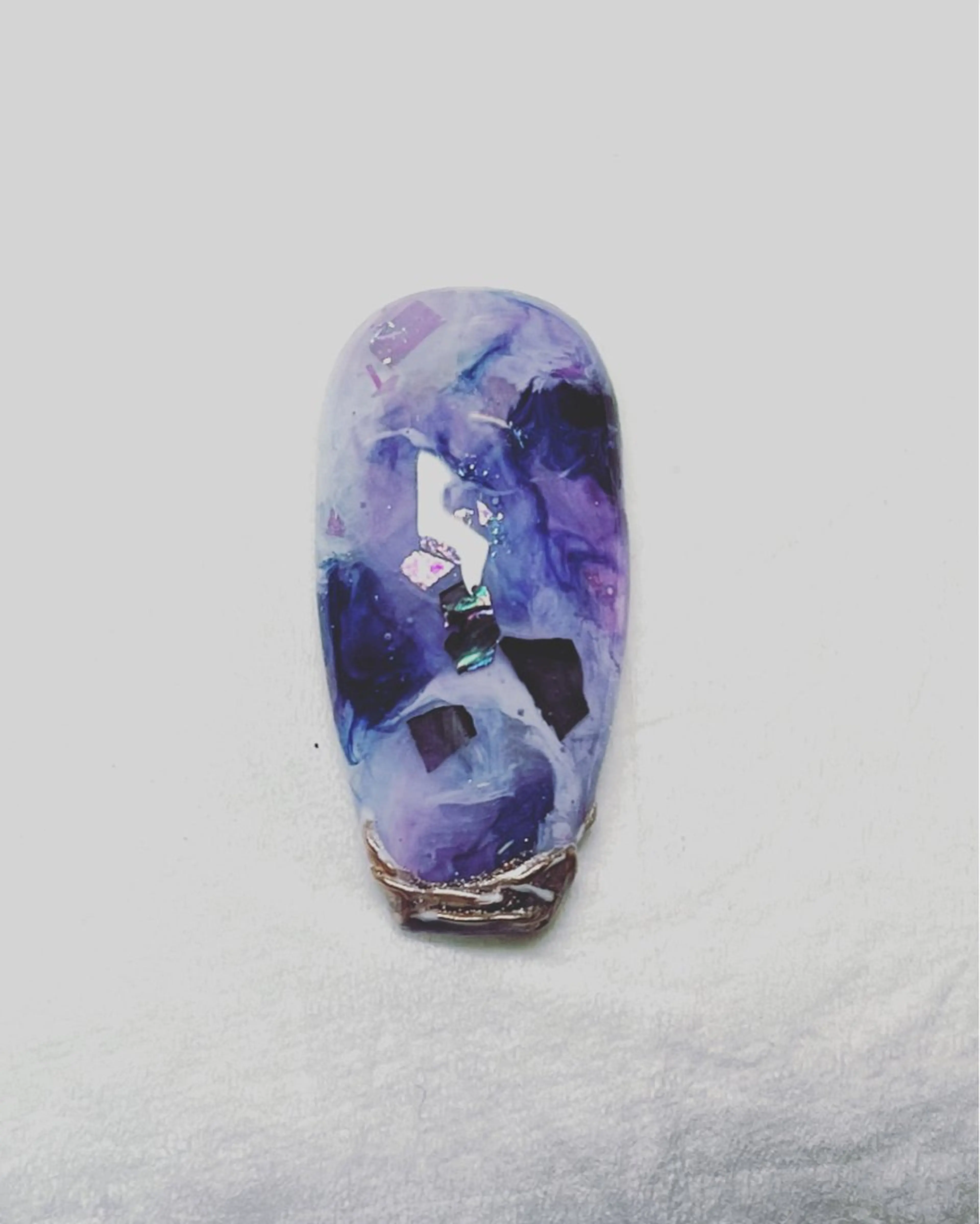 ネイル 新宿ネイルサロン ジェミディローサのネイルデザイン