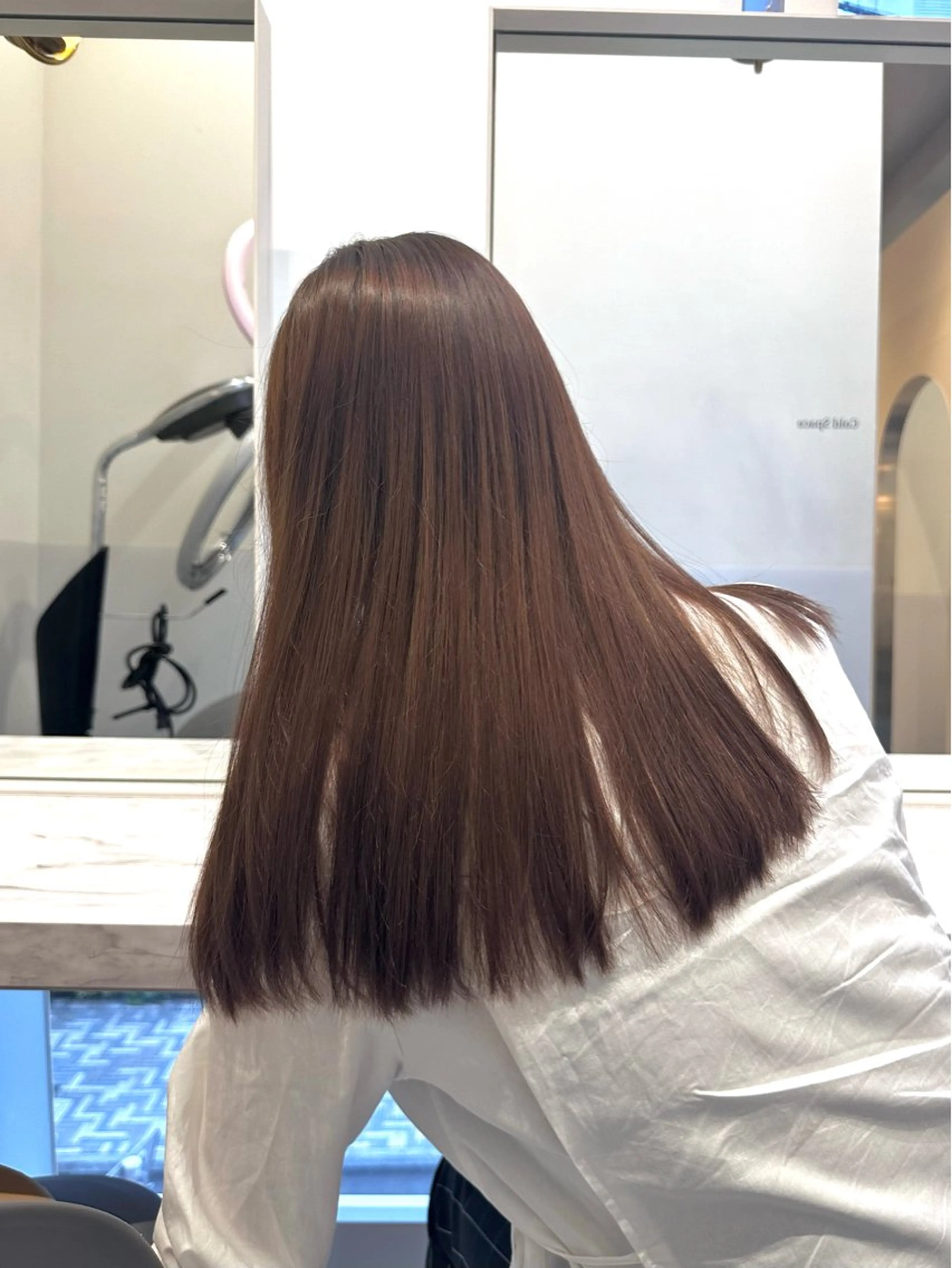 セミロング カラー ベージュカラー ブリーチ ブリーチなしカラー カット ヘアカラー トリートメント 矢野 晃平のヘアスタイル