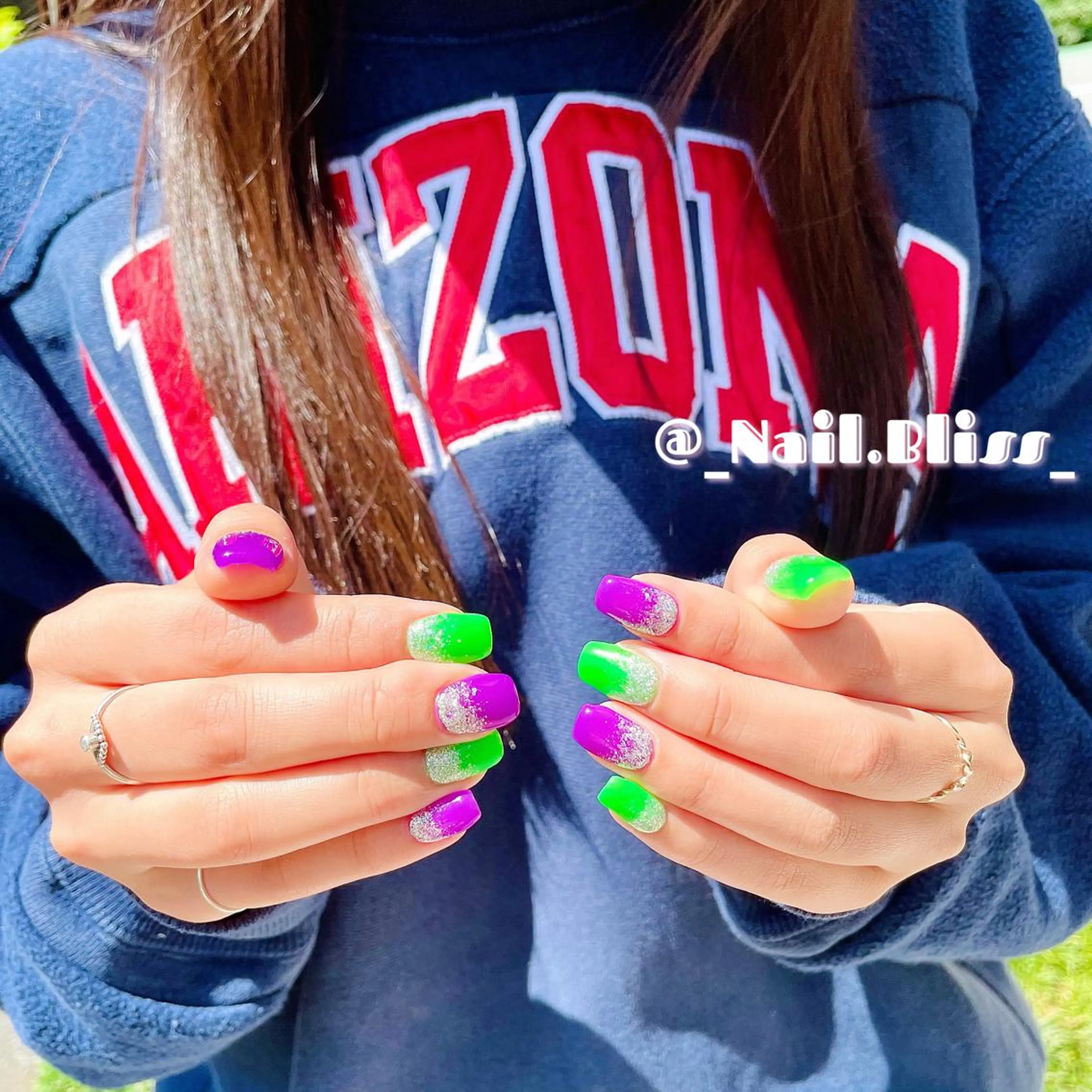 ネイル ラメ(グリッター) ラメグラデーション ハンドネイル NAIL BLISSのネイルデザイン