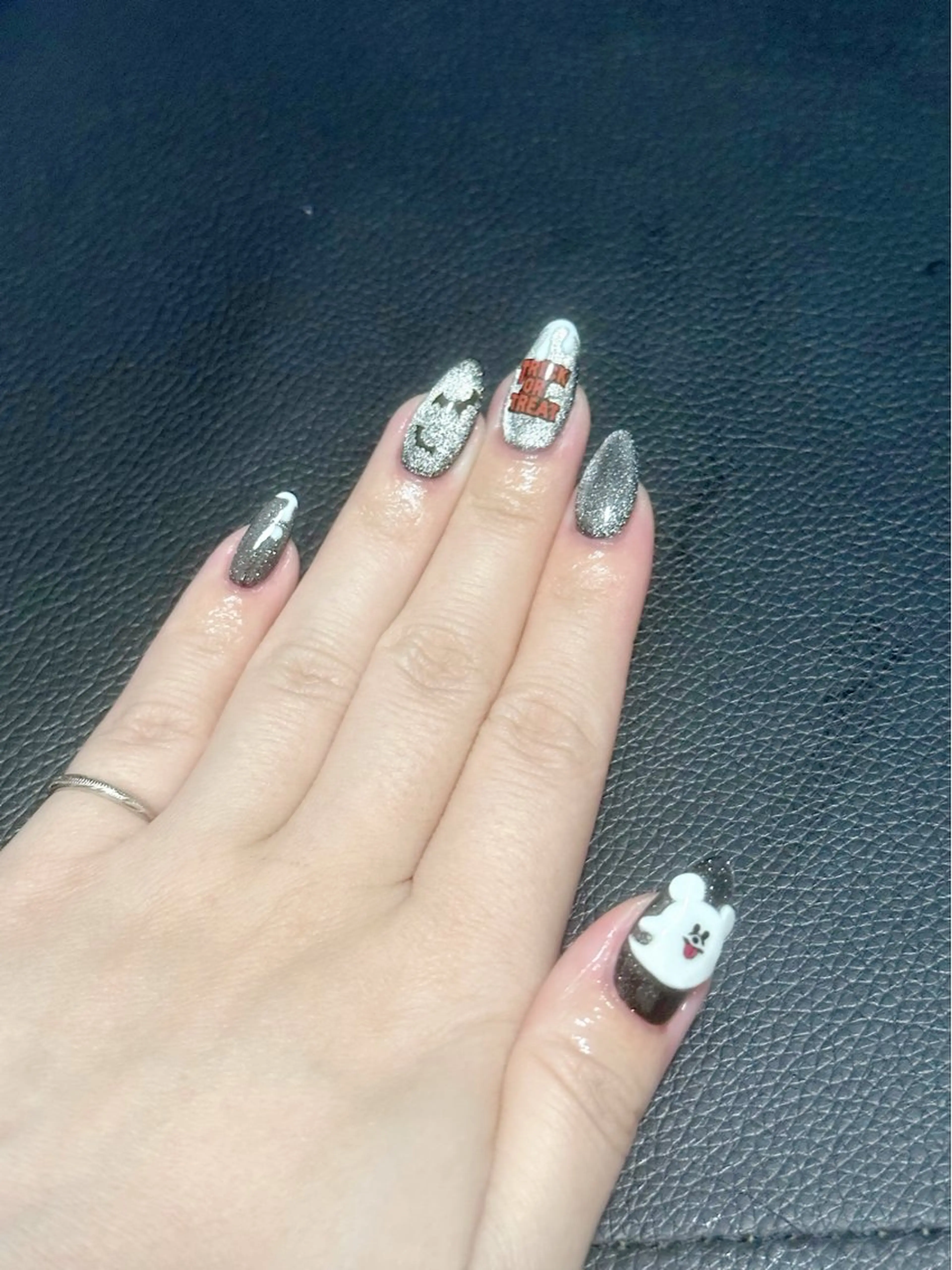 ネイル ハロウィン マグネットネイル ハンドネイル M Hのネイルデザイン