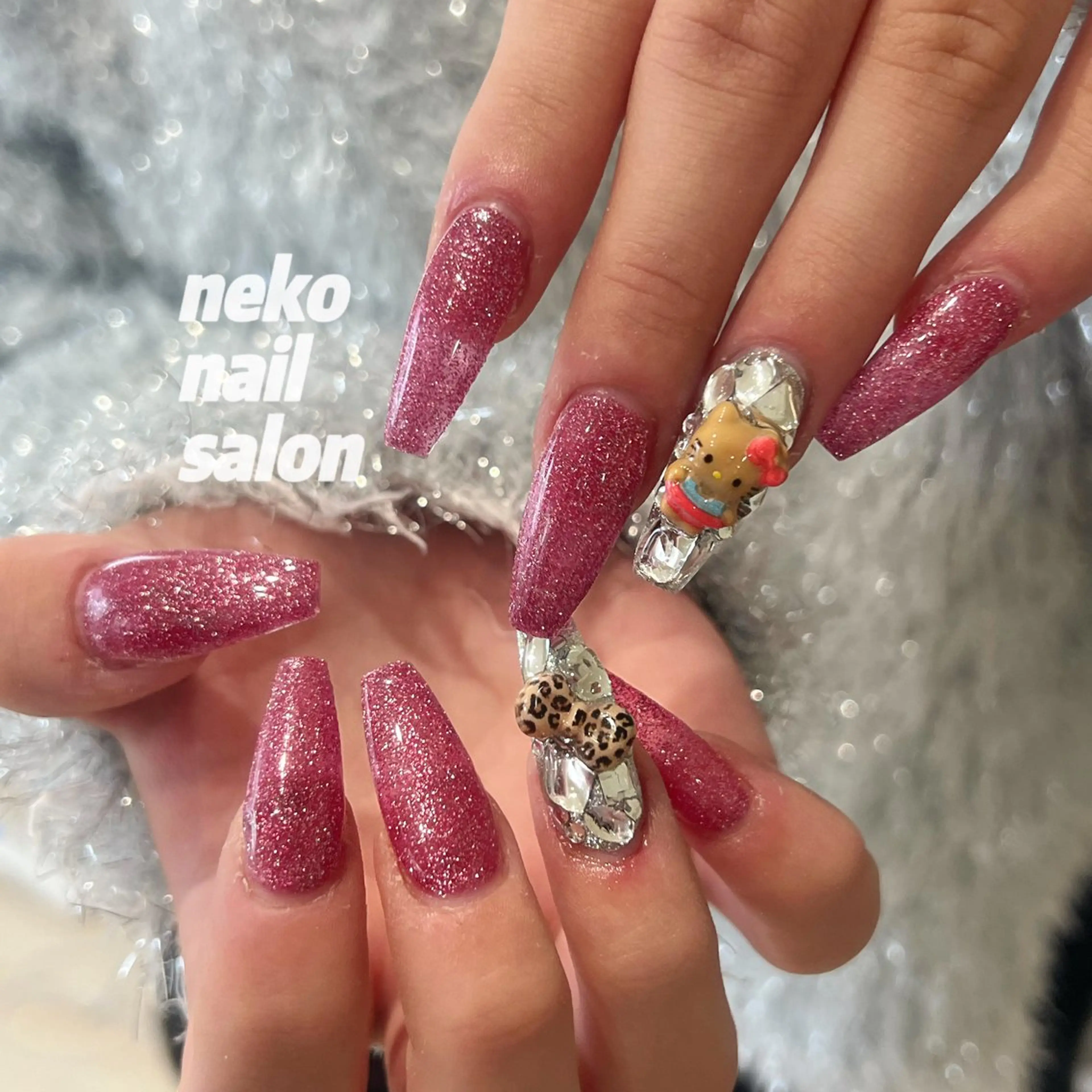 ネイル キラキラネイル ハンドネイル neko nailのネイルデザイン