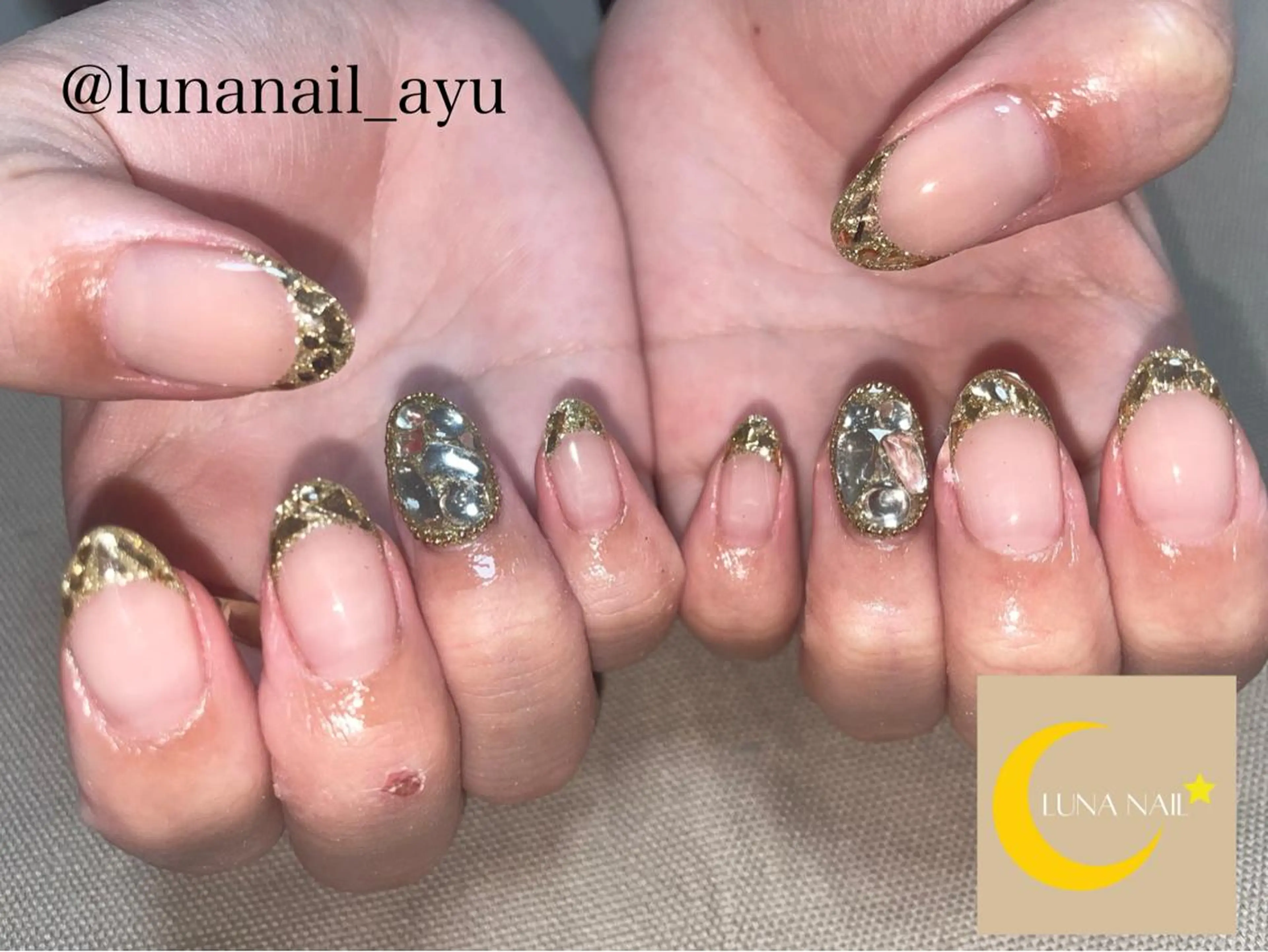 ネイル フレンチネイル ガラスフレンチ LUNA NAIL ayuのネイルデザイン