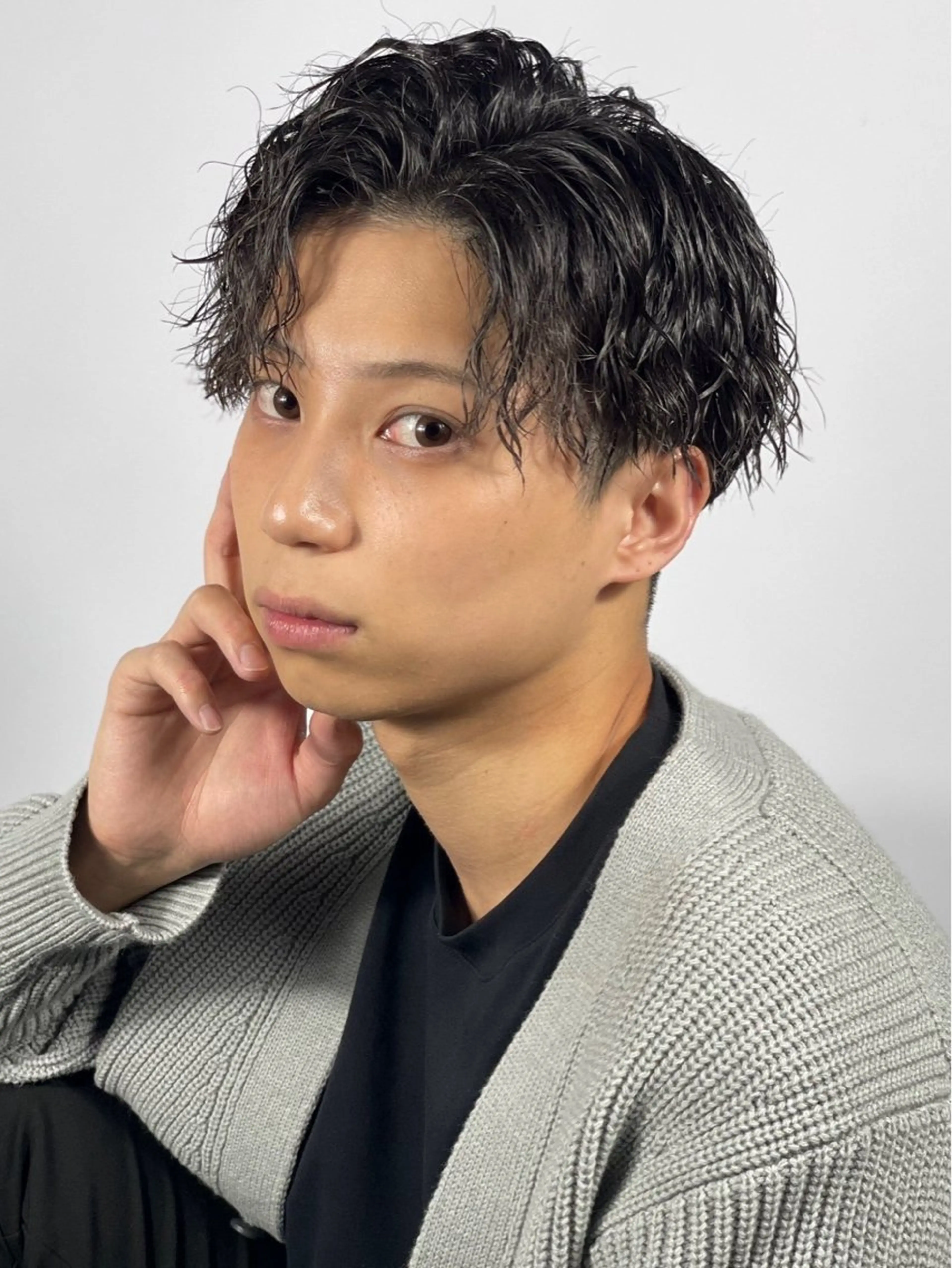 ミディアム パーマ 渡邉 慎⚠︎注意事項必読のヘアスタイル