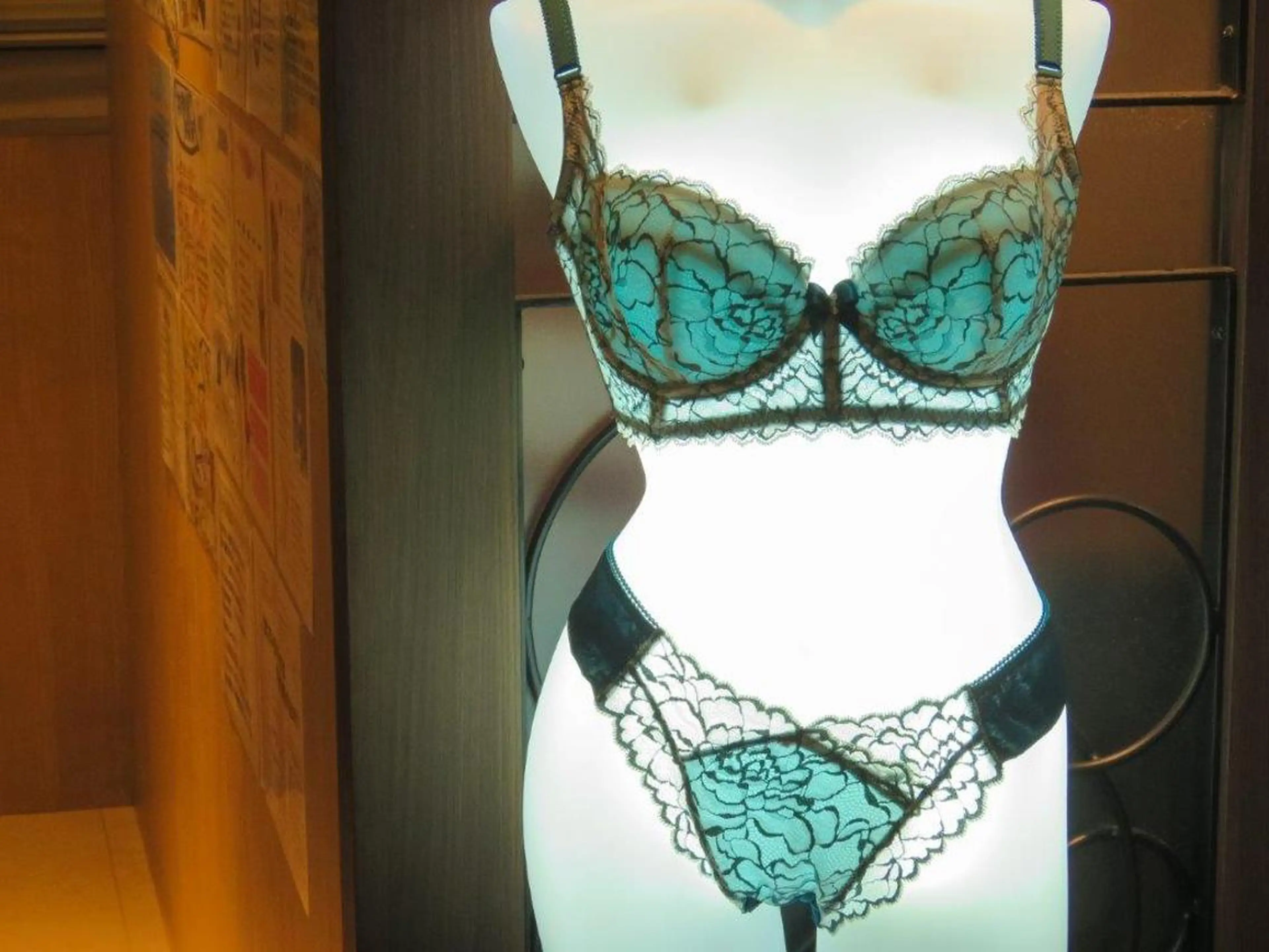 ♡美バスト美姿勢♡ 池袋TUKADA☆のエステ・リラクイメージ