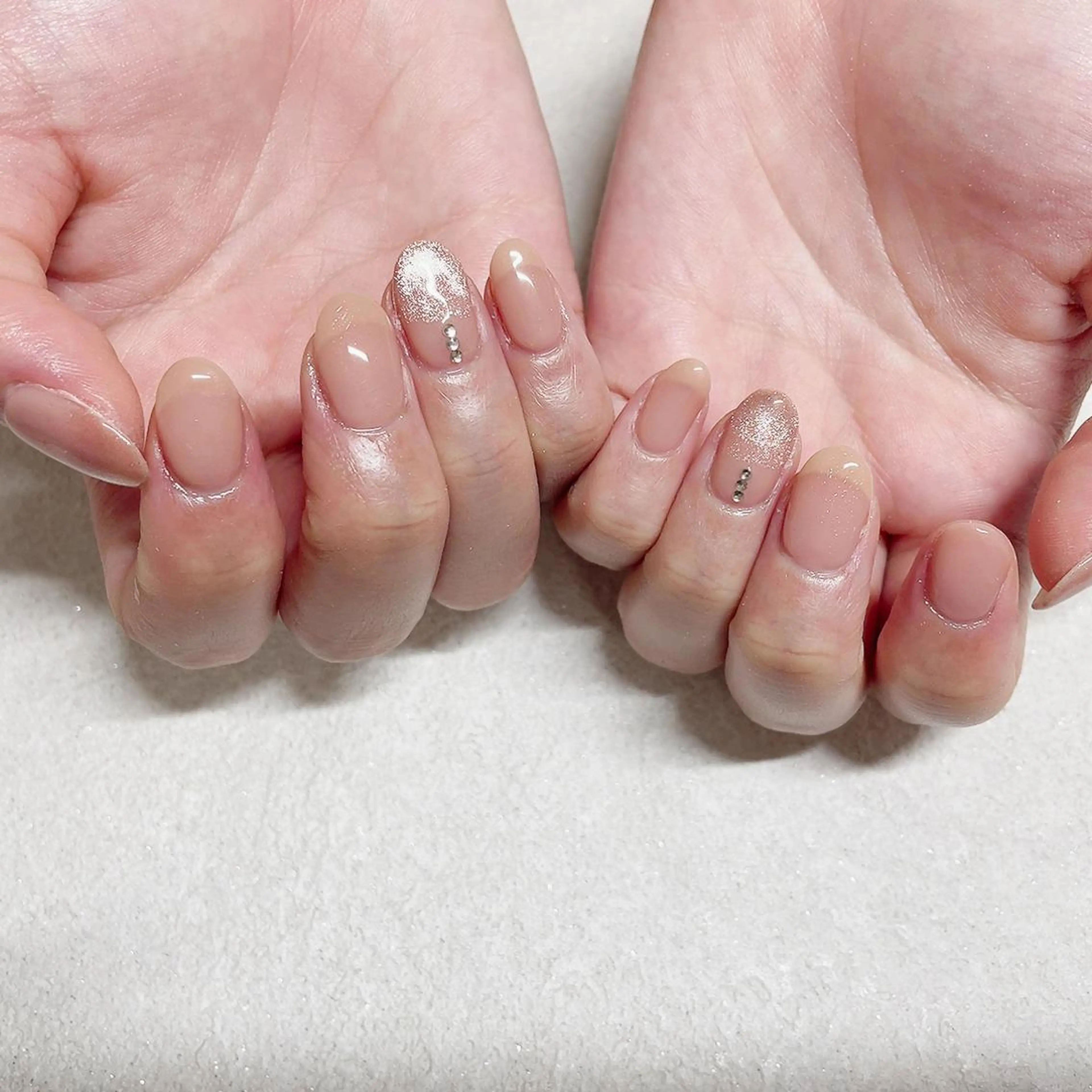 ネイル オーロラネイル フラワーネイル フットネイル フレンチネイル ジェルネイル mogunail &blowのネイルデザイン