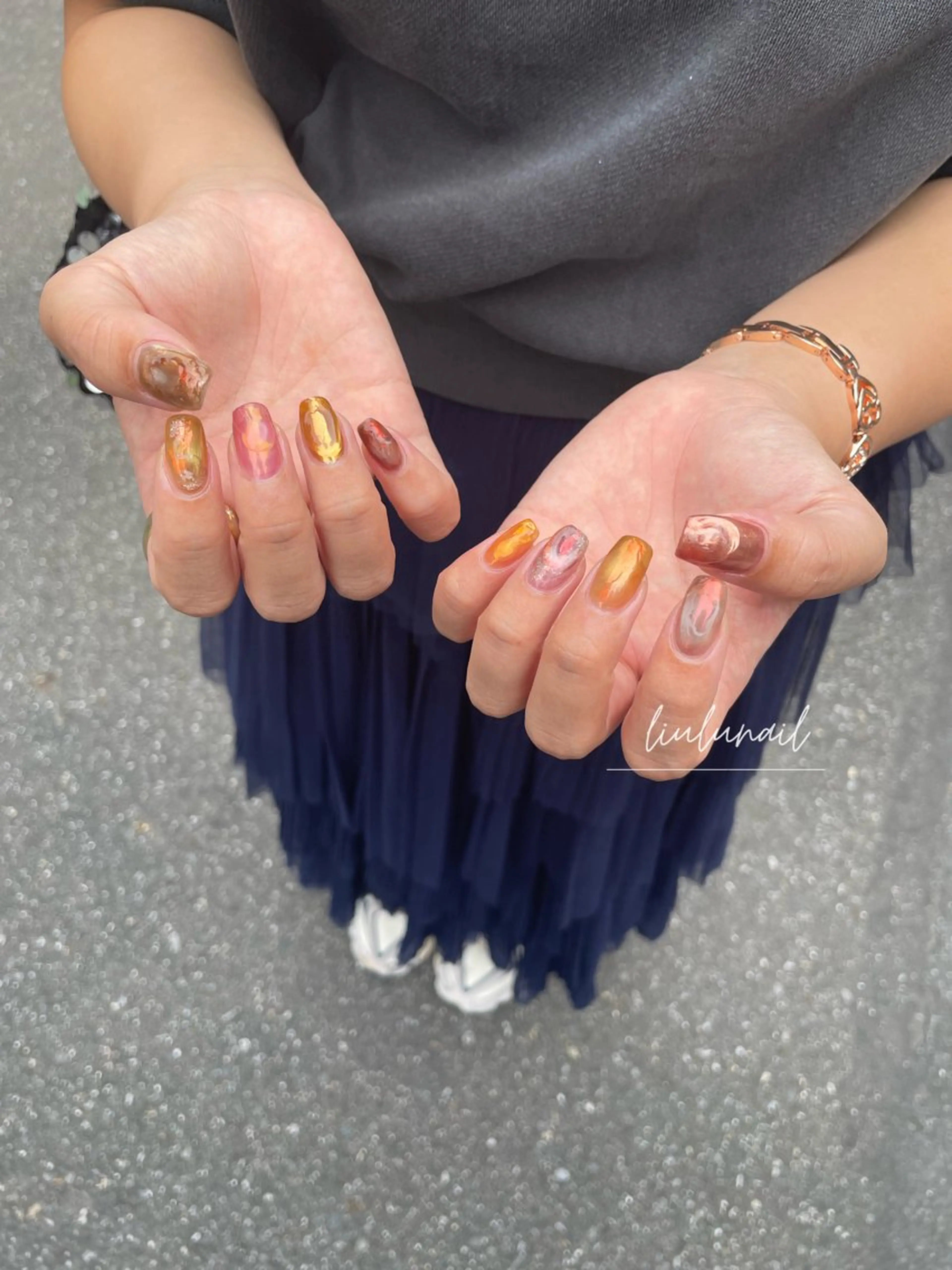 ネイル アートネイル オーロラネイル 氷ネイル・うるうるネイル 持ち込み ニュアンスネイル ハンドネイル liulu nailのネイルデザイン