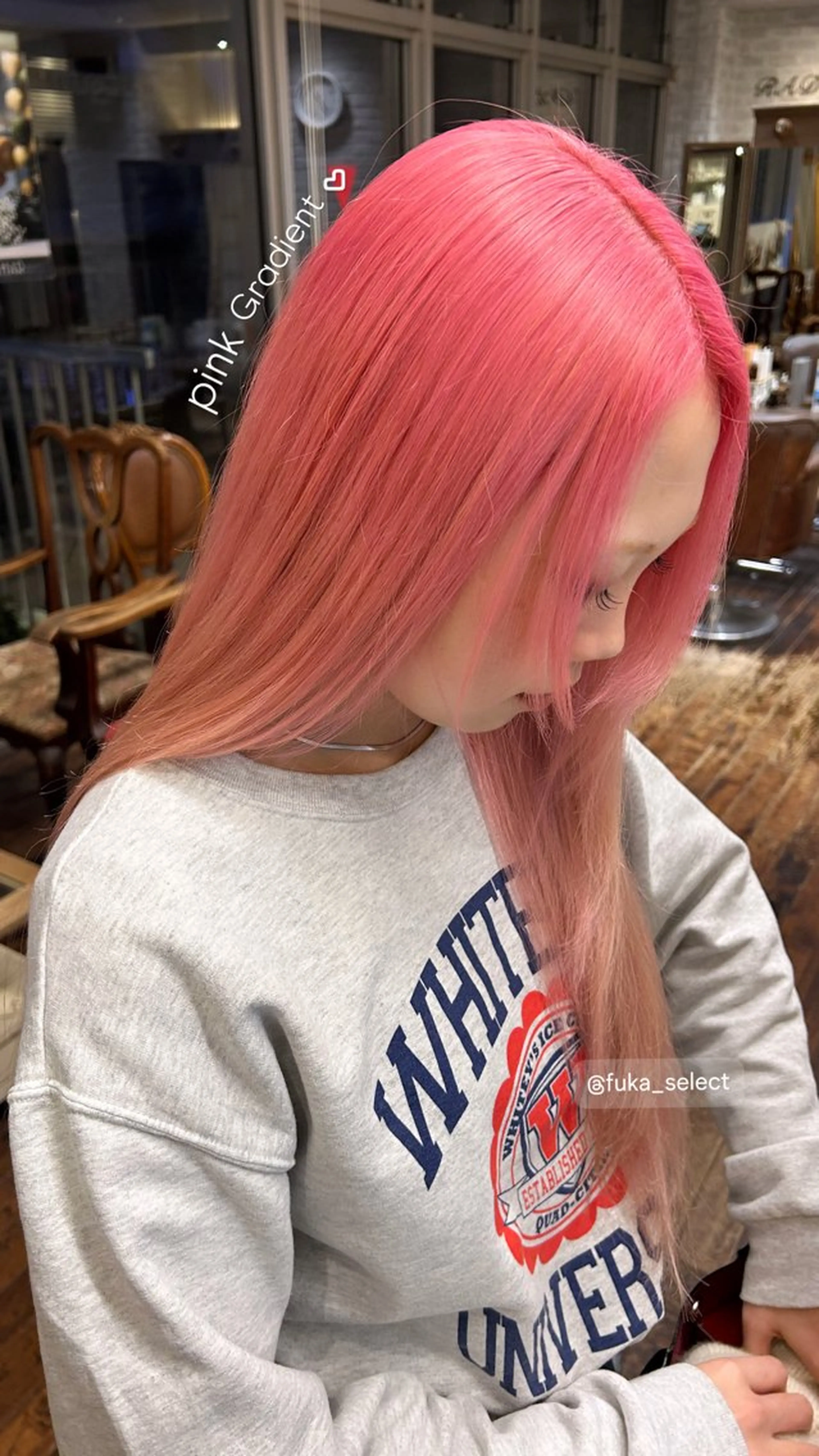 ロング カラー ヘアアレンジ ヘアカラー la fith所属・rico_by ヘアとアイブロウの眉毛・アイブロウイメージ