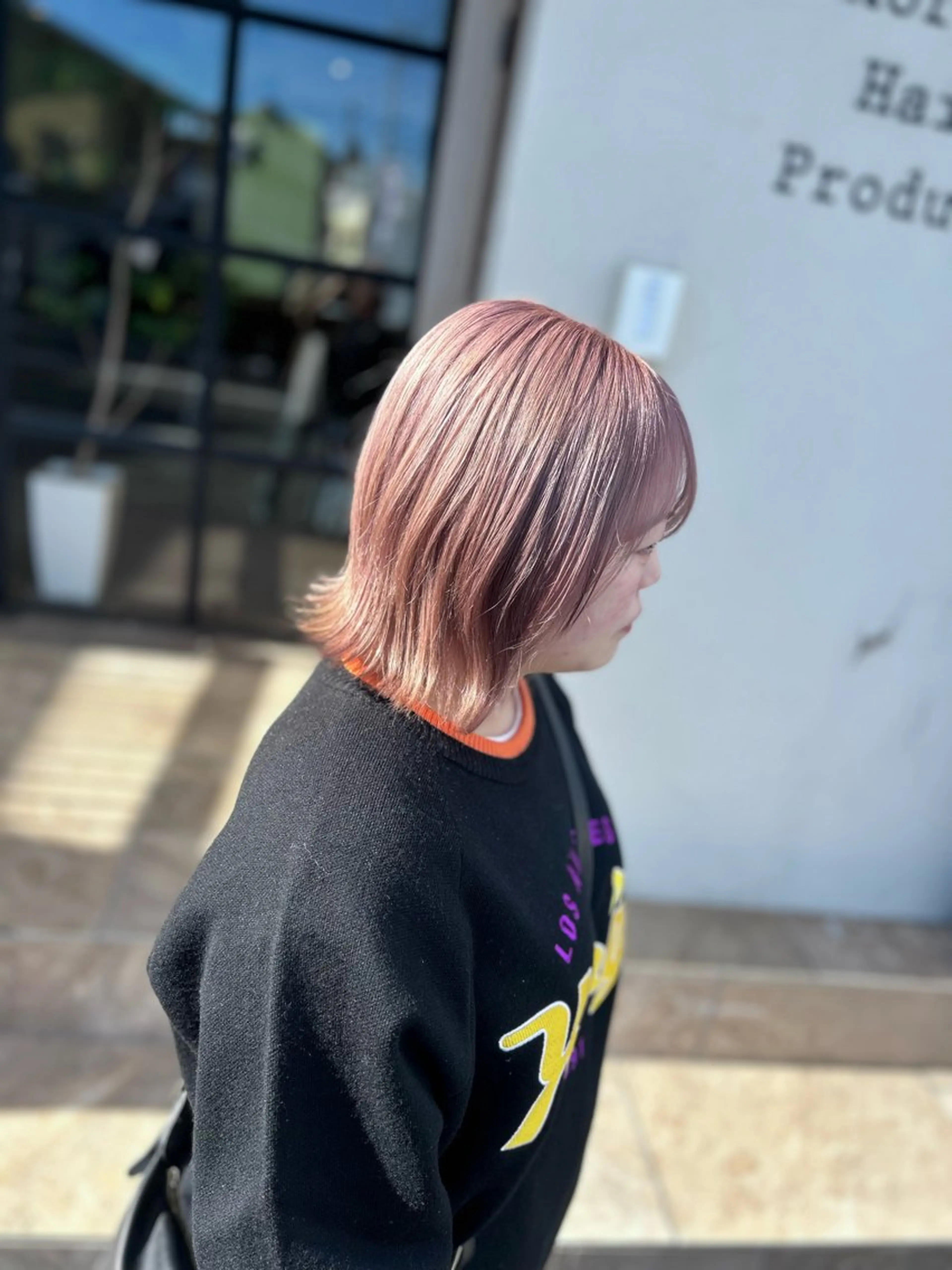 カット＋全頭ケアブリーチ＋フルカラーの写真