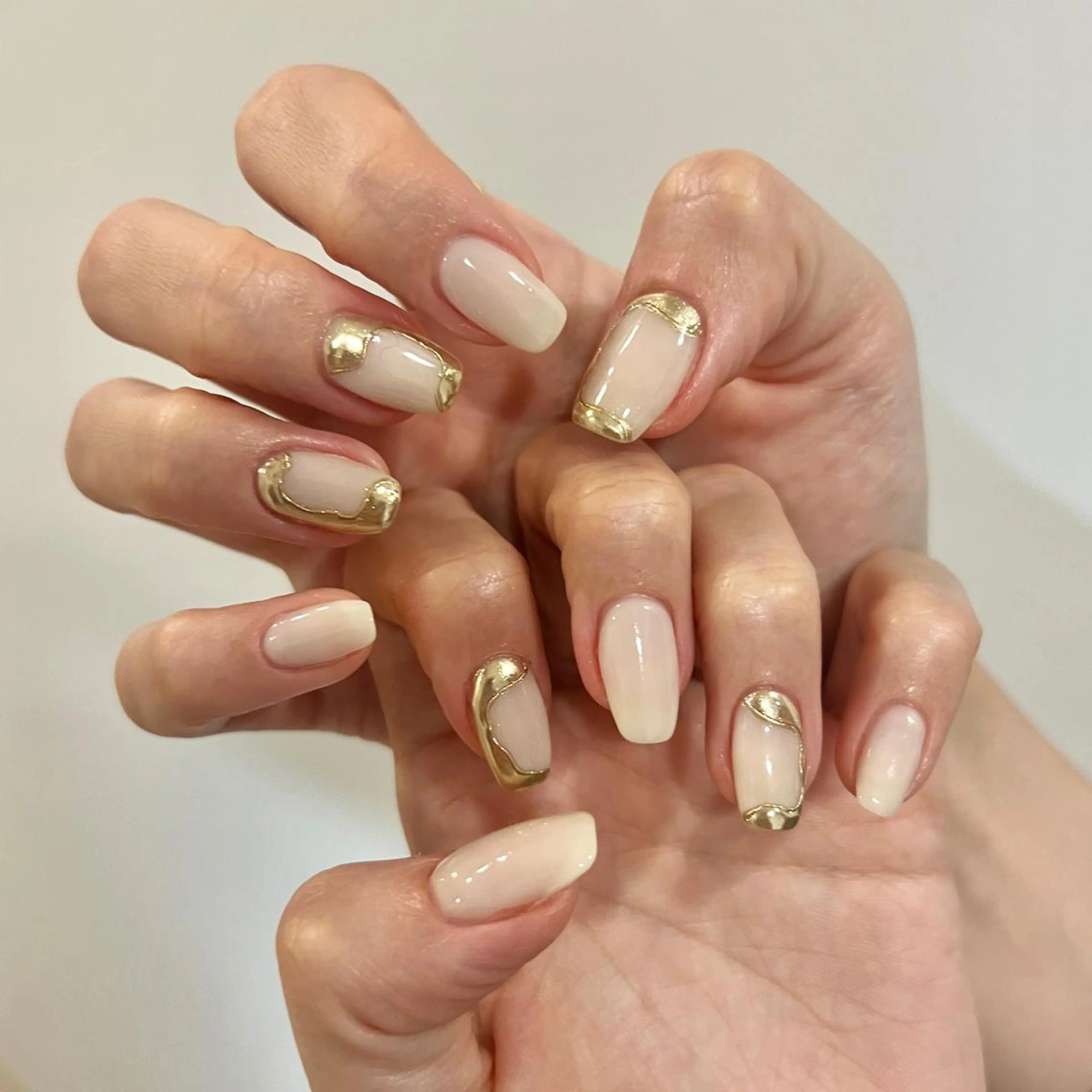 ネイル 韓国ネイル ミラーネイル 持ち込み ニュアンスネイル オフィスネイル ハンドネイル REHTOF ｜朝7時Open☀️のネイルデザイン