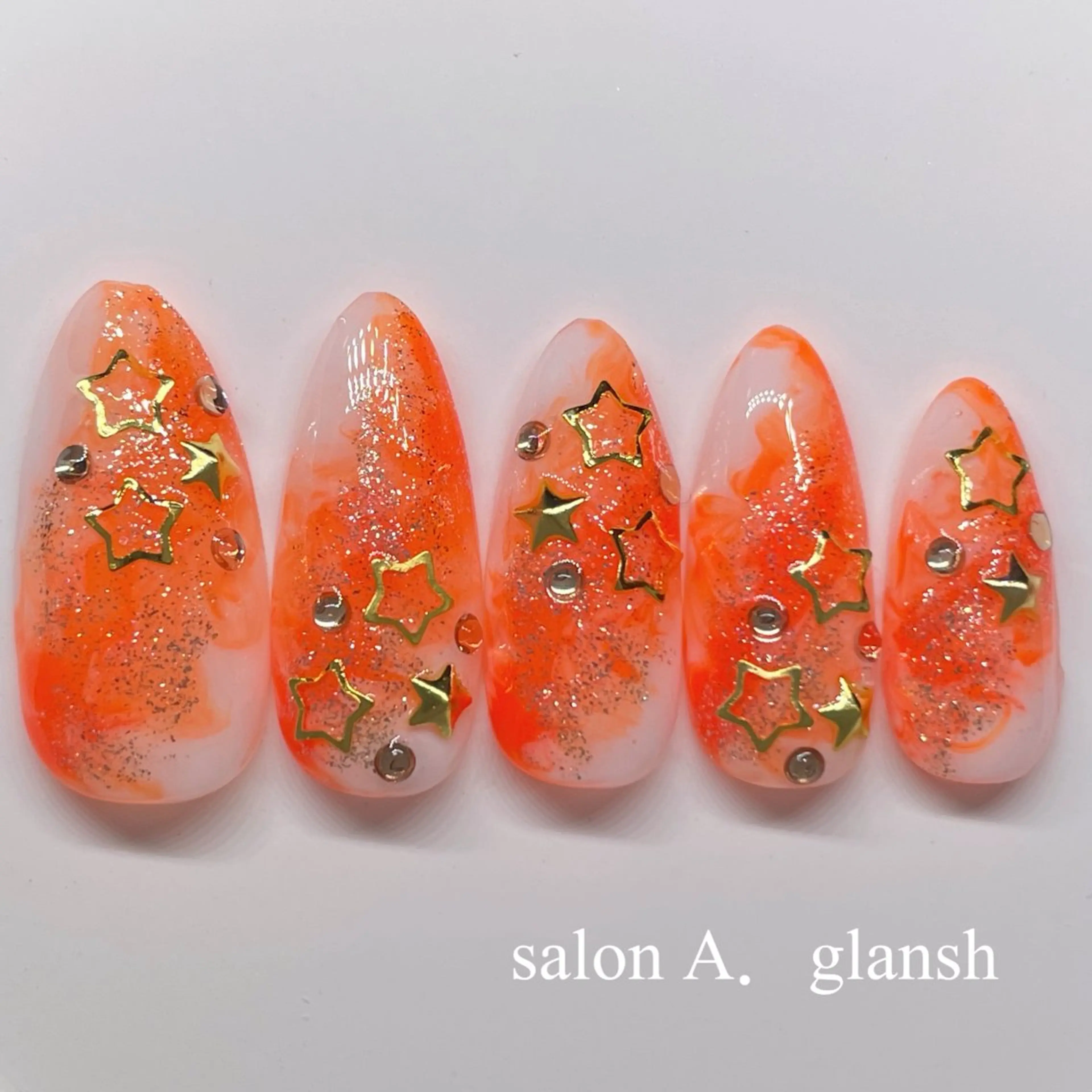 ネイル ハンドネイル salon A.glansh所属・肌質改善salon♪ 効果がわかる♪南森町のネイルデザイン