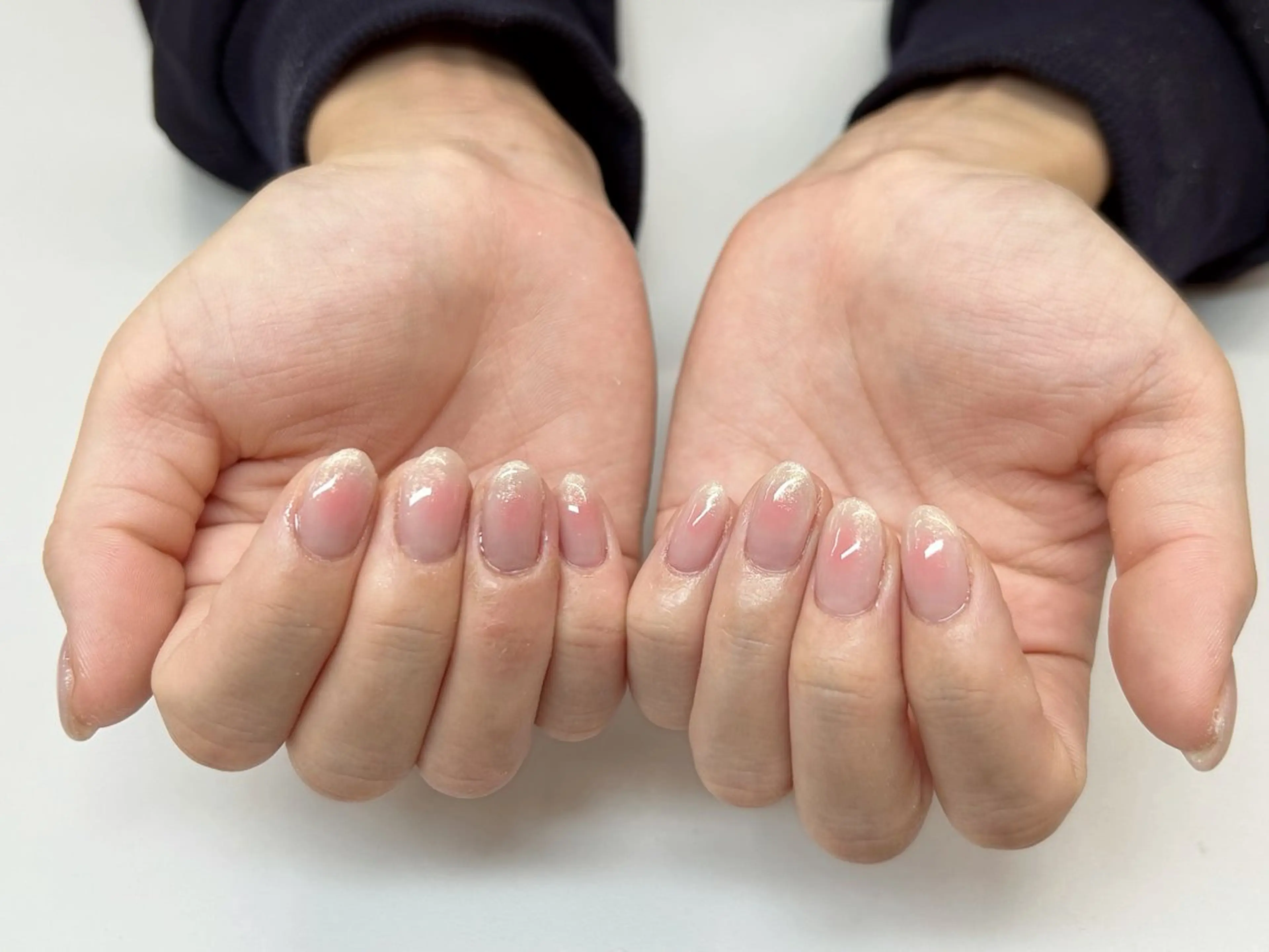 ネイル チークネイル ハンドネイル ibelu 鈴木優花のネイルデザイン