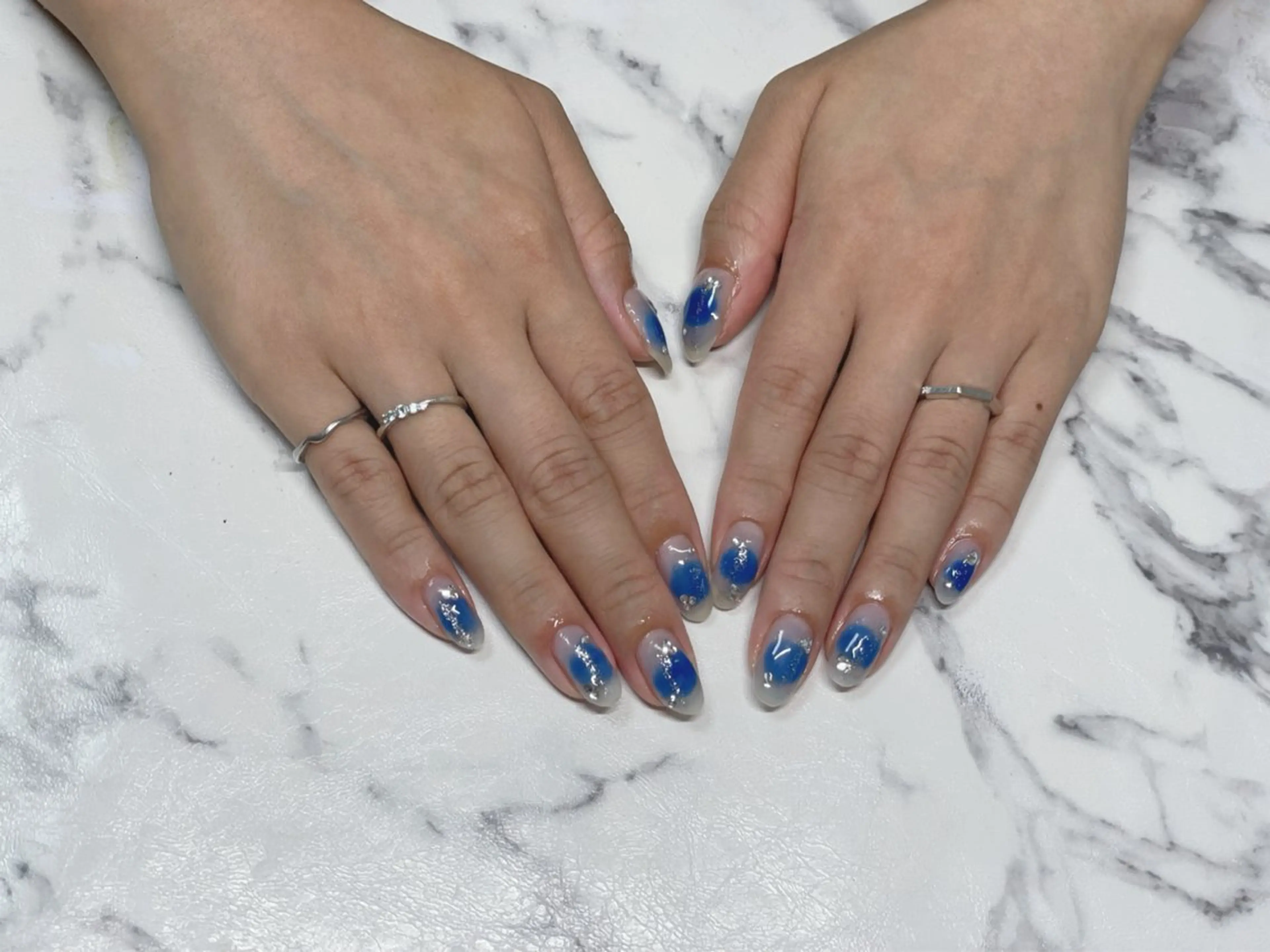 ネイル チークネイル BABY LION :Linaのネイルデザイン