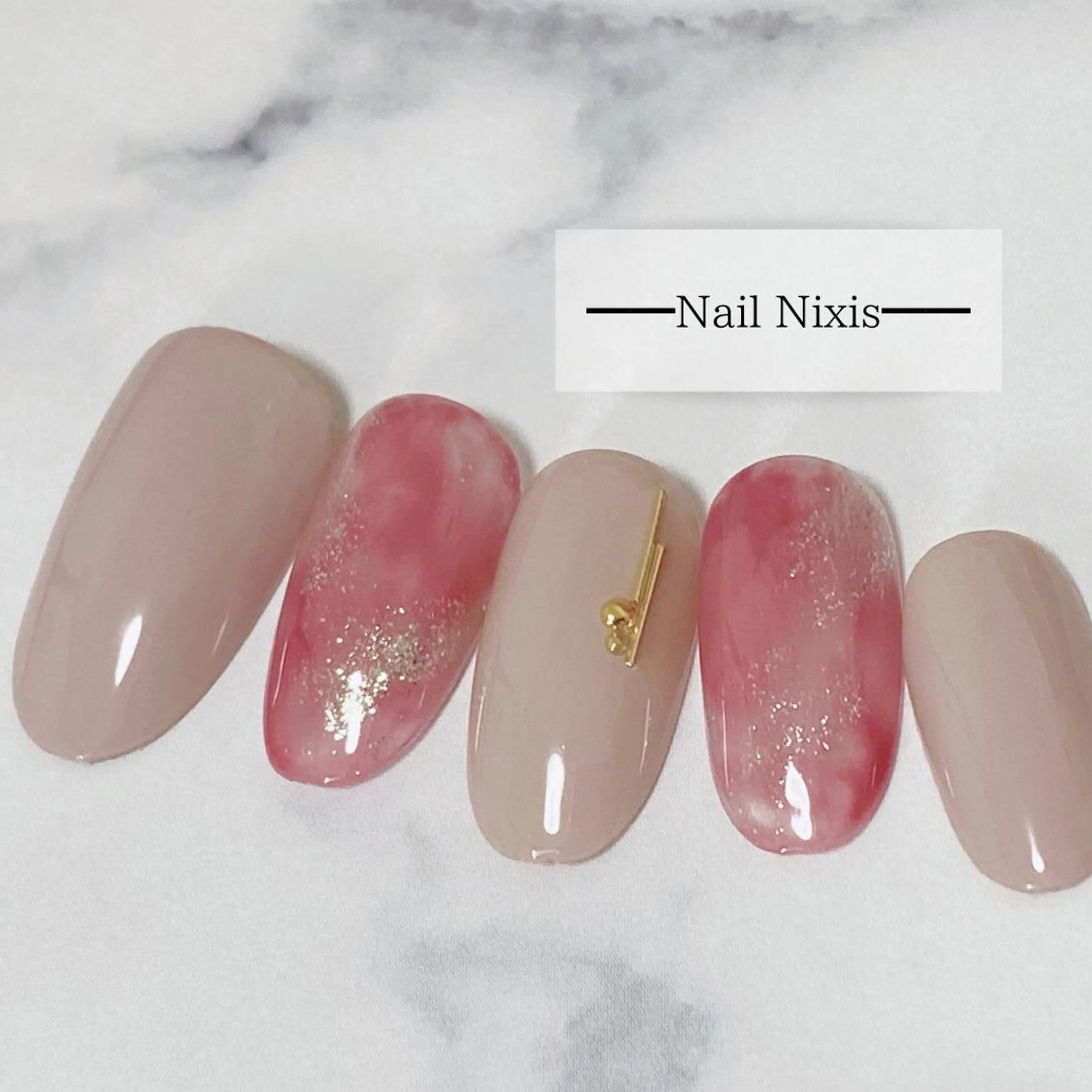 ネイル 大人キレイ 𝑁𝑖𝑥𝑖𝑠のネイルデザイン