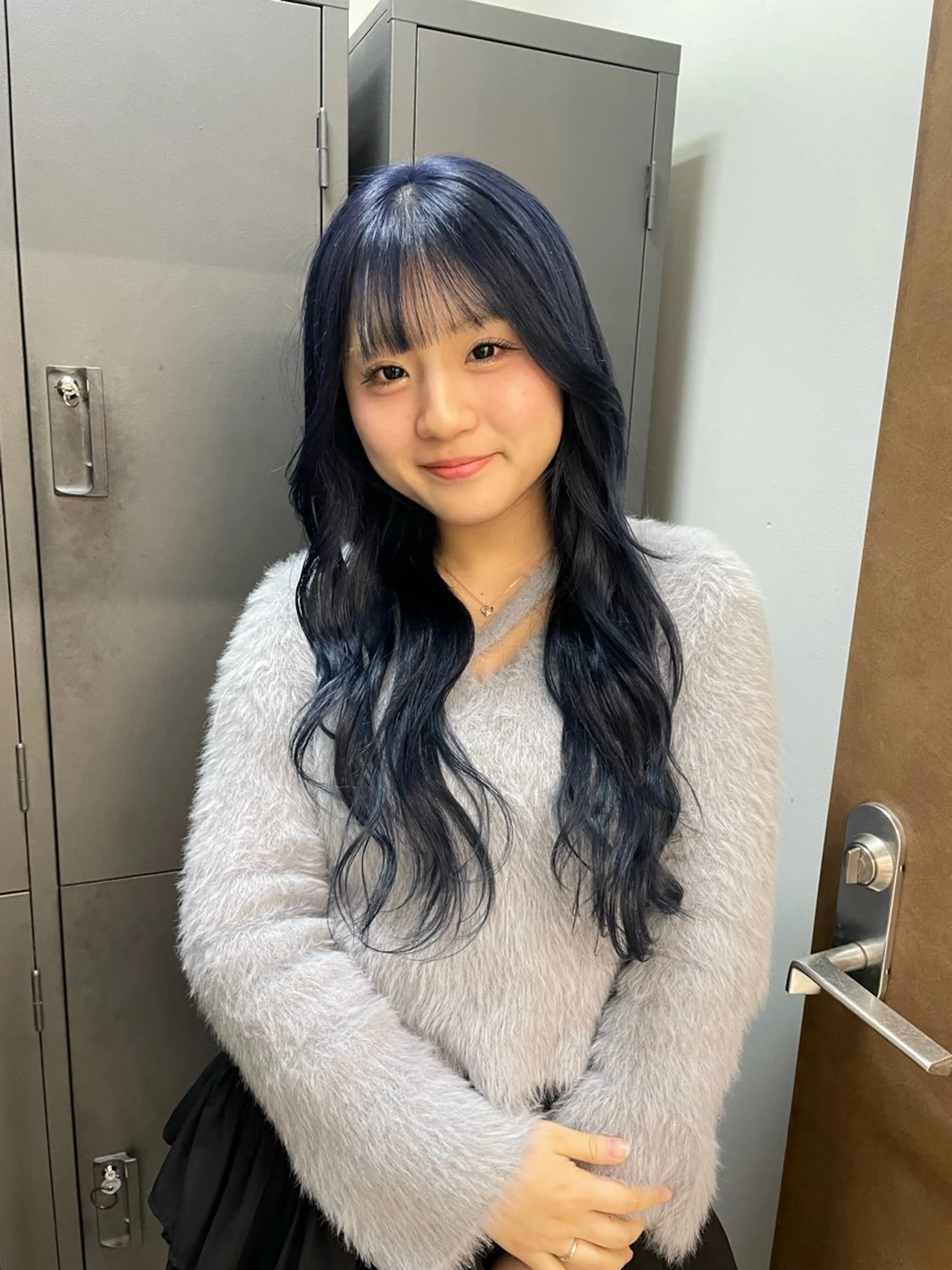 ロング カラー ヘアカラー トリートメント カットモデル/ ハイトーン/ゆうあのヘアスタイル