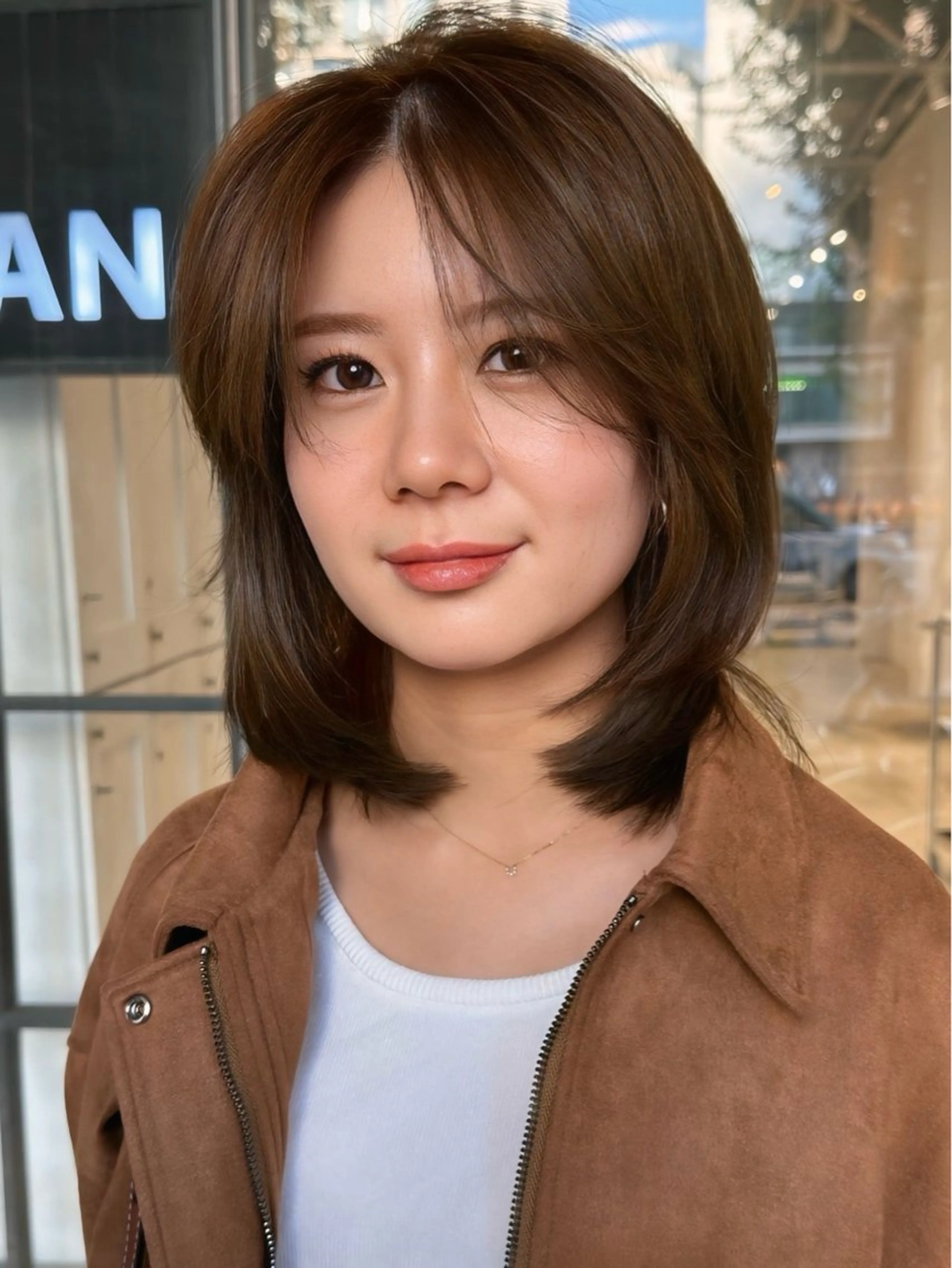 ミディアム レイヤーカット カット ヘアカラー トリートメント 盛れるカットカラー DEAN豊橋店のヘアスタイル