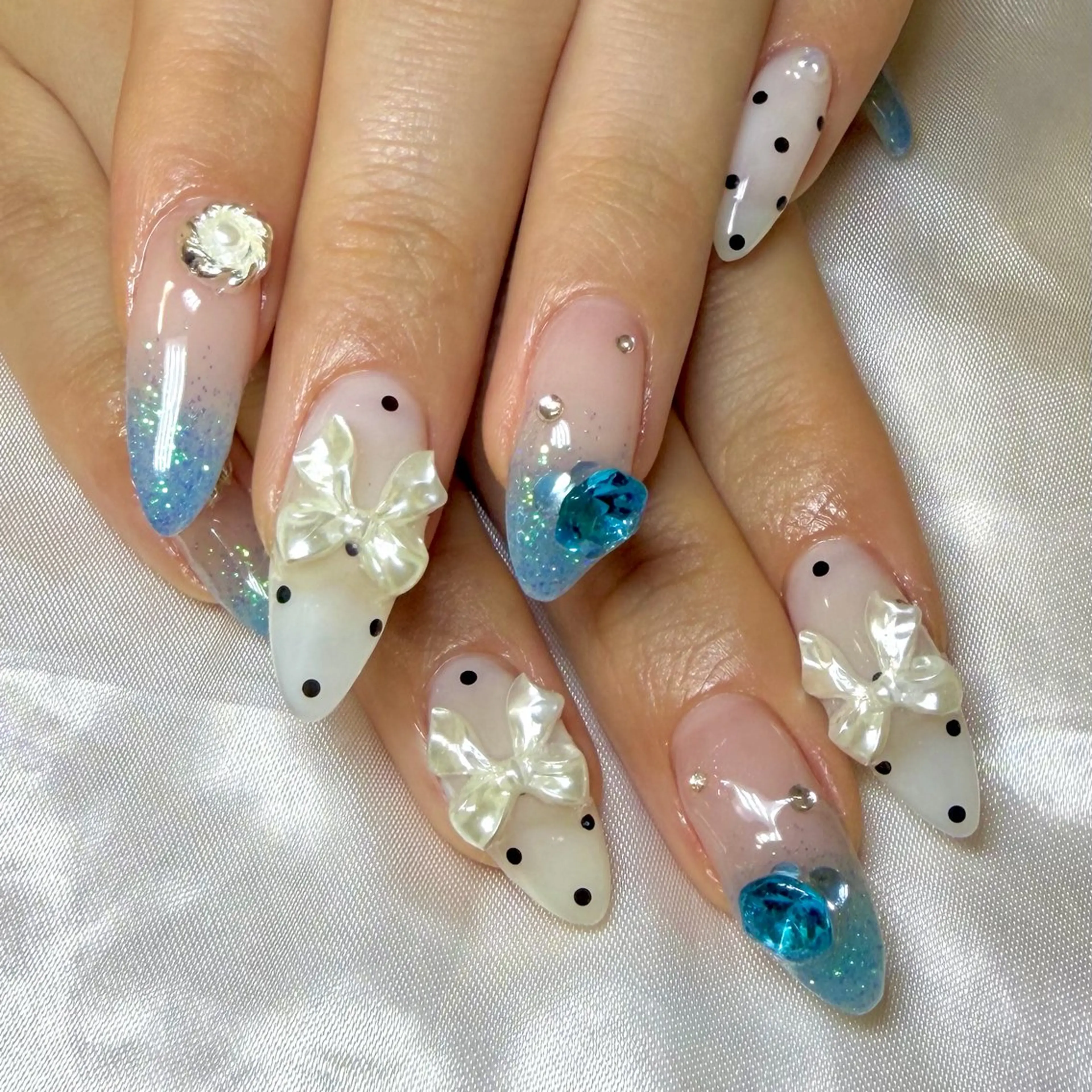 ネイル ハンドネイル yamane de  salonのネイルデザイン