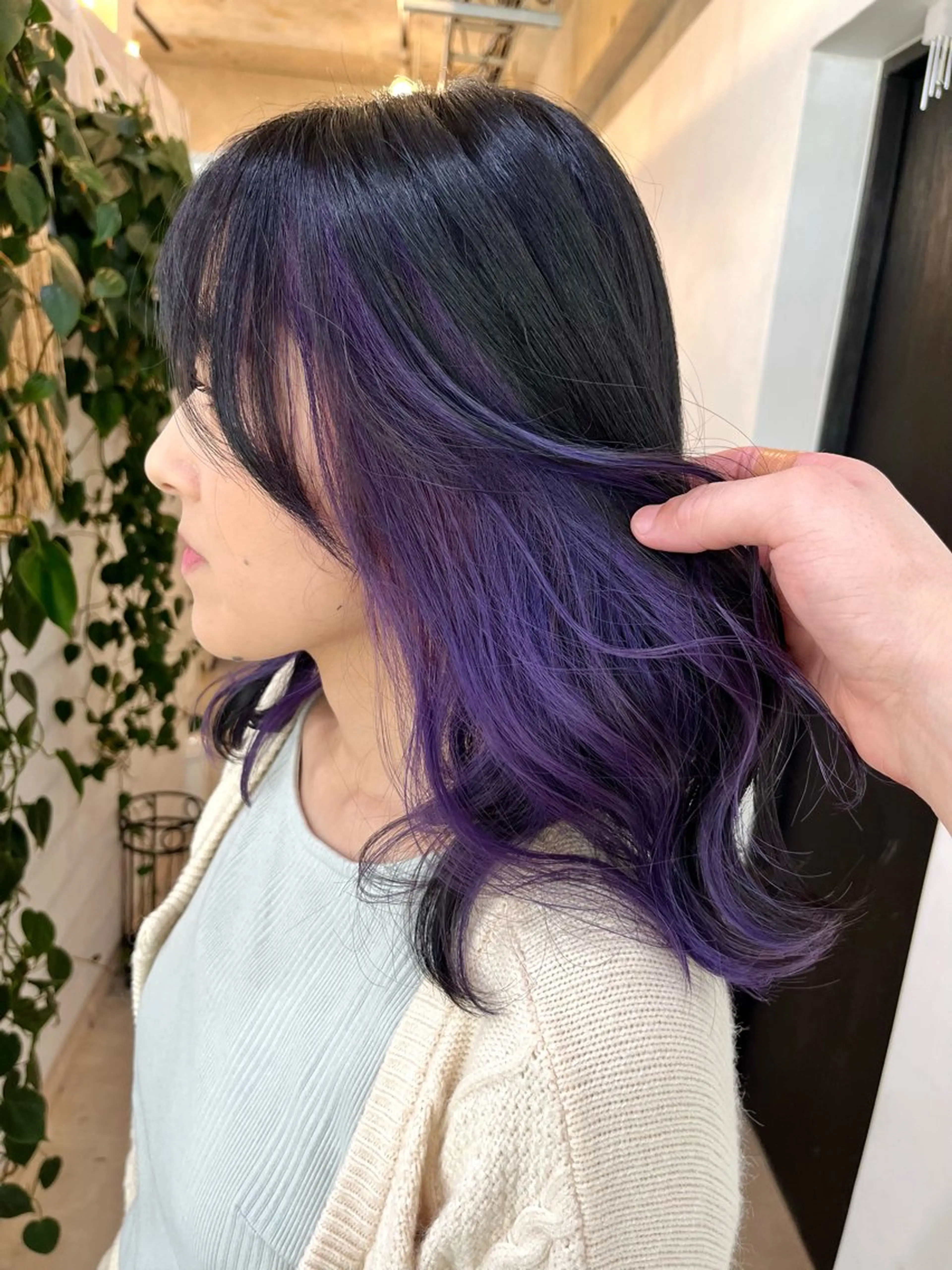 ミディアム カラー パープルカラー カット ヘアカラー トリートメント メンズパーマ ヘアカラー大成のヘアスタイル