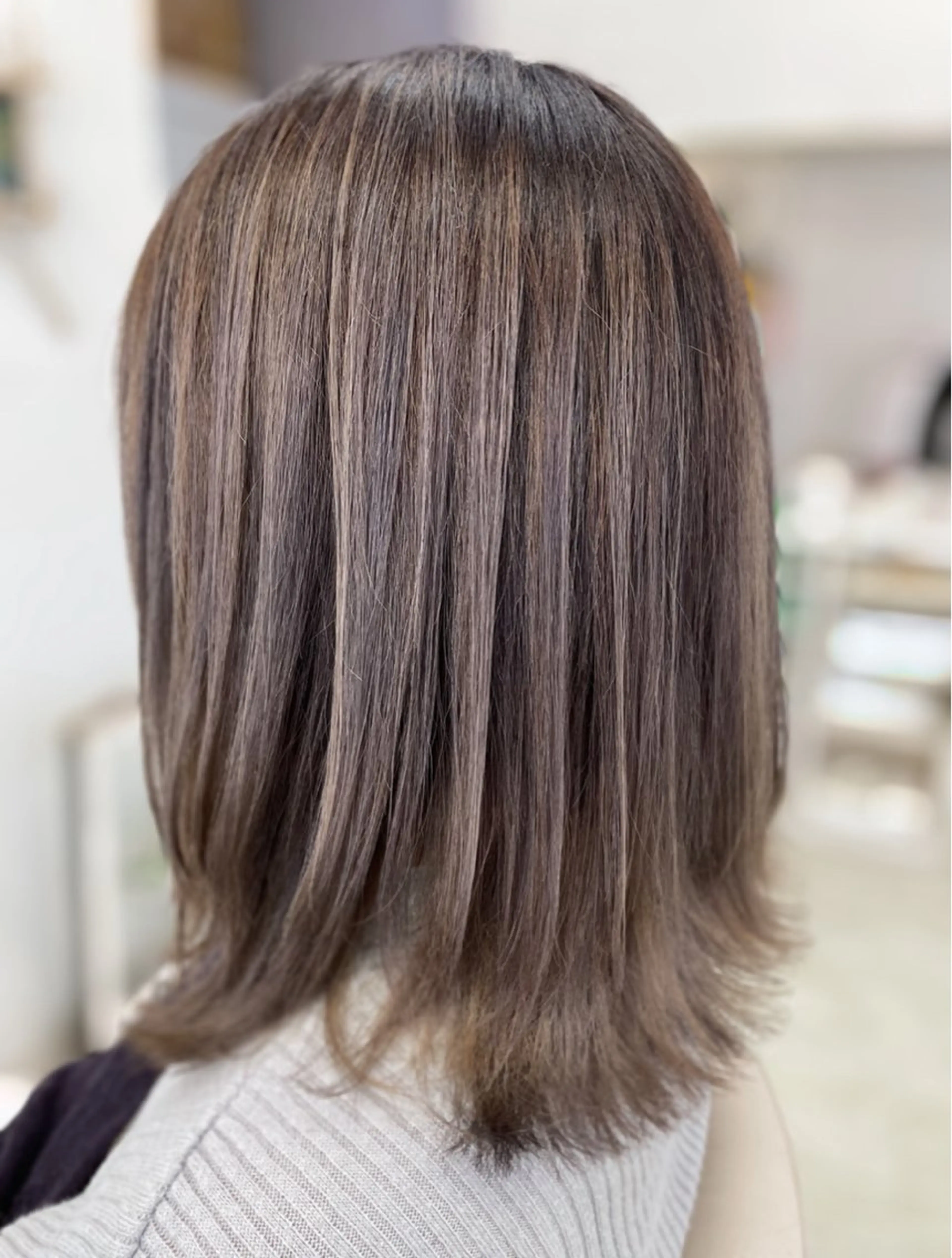 ミディアム カラー Ash銀座店💜 misaのヘアスタイル