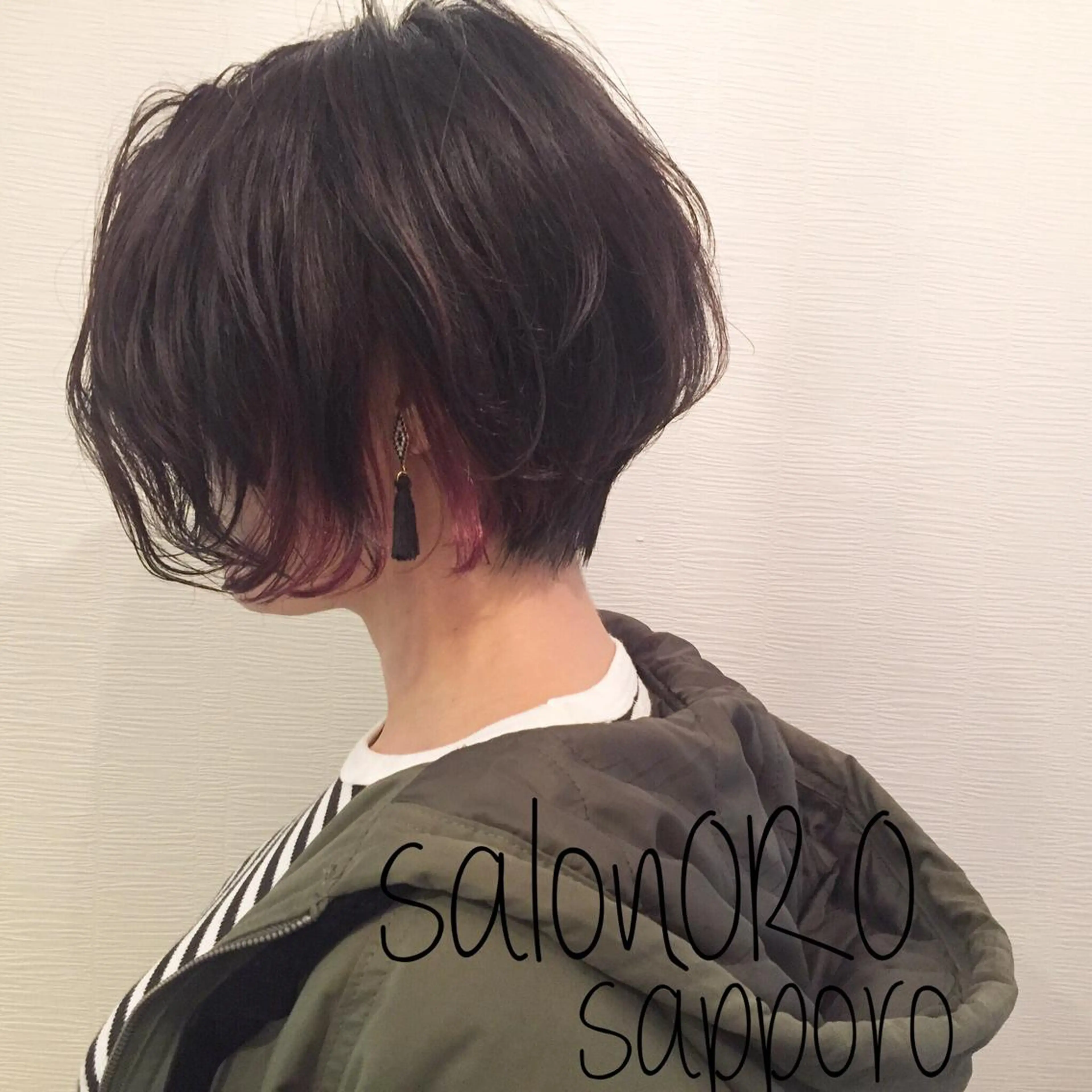 ショート カラー ブリーチ ボルドーカラー ダブルカラー ハイライトカラー インナーカラー カット ヘアカラー トリートメント 池田 真由美のヘアスタイル