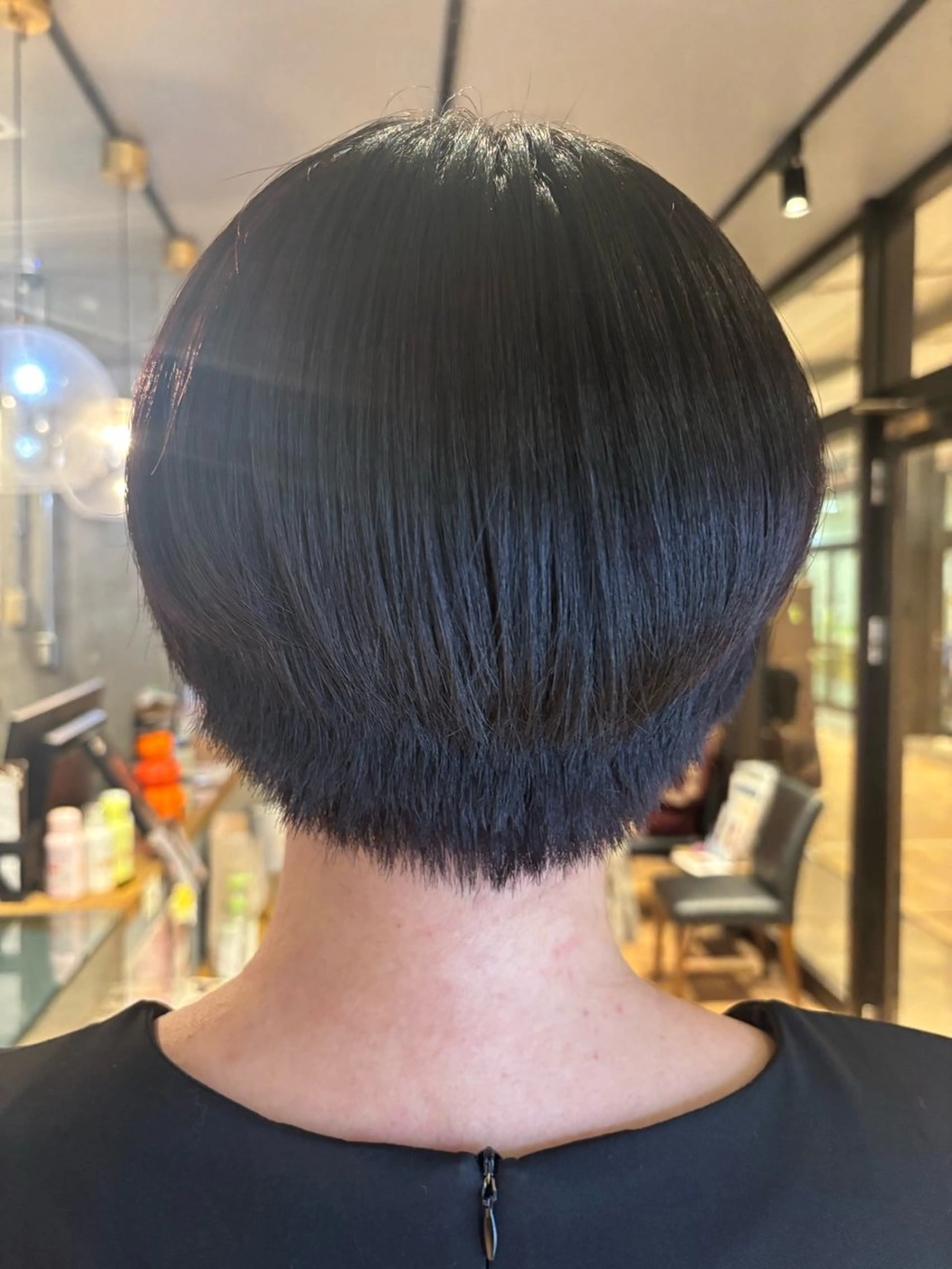ショート カラー ショートヘア カット ヘアカラー トリートメント 🎀ワンレンボブ🎀 ワンカラー　あゆみのヘアスタイル