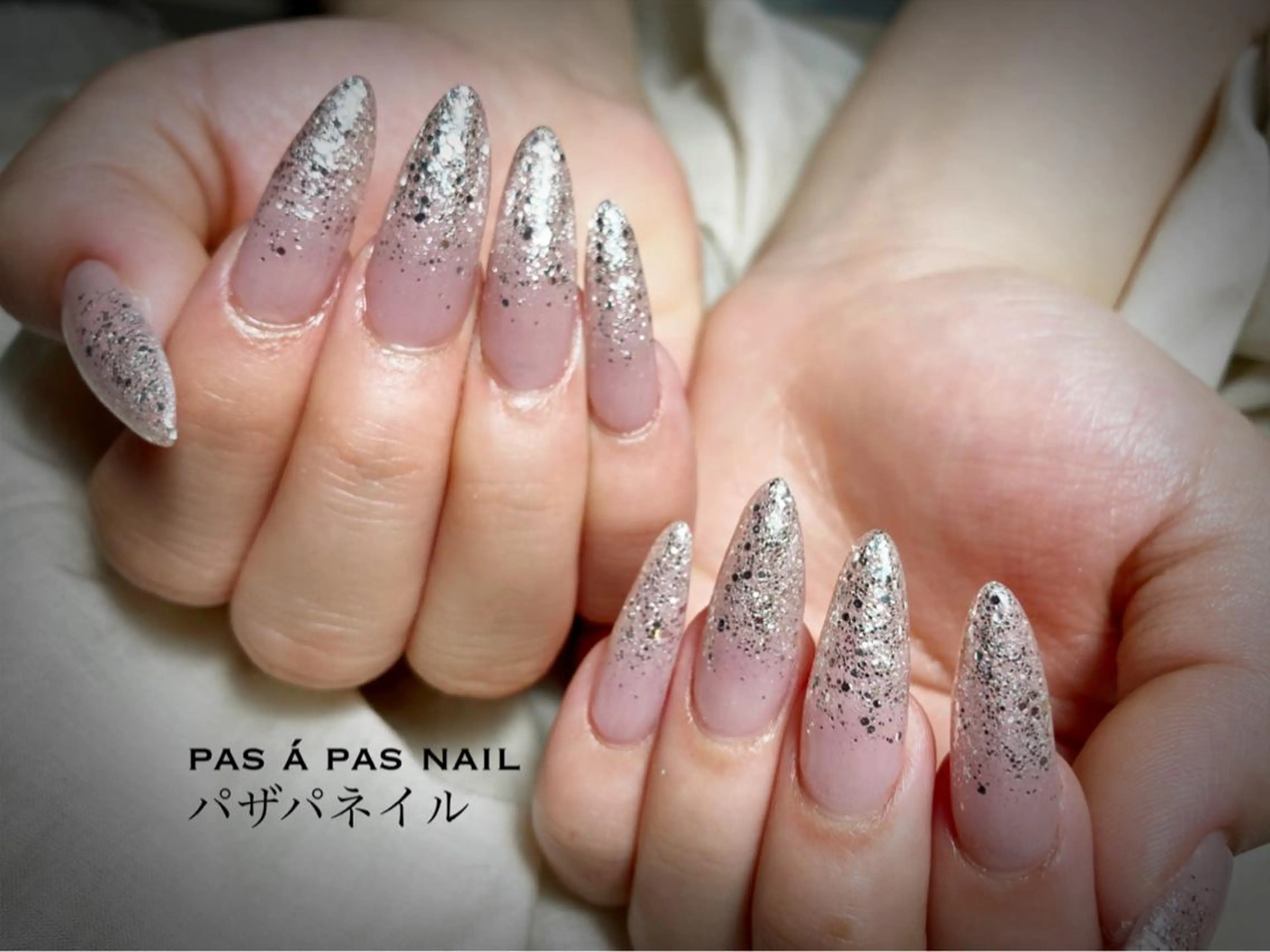 【リピーター様】スカルプ🦋ワンカラー、ラメグラの写真