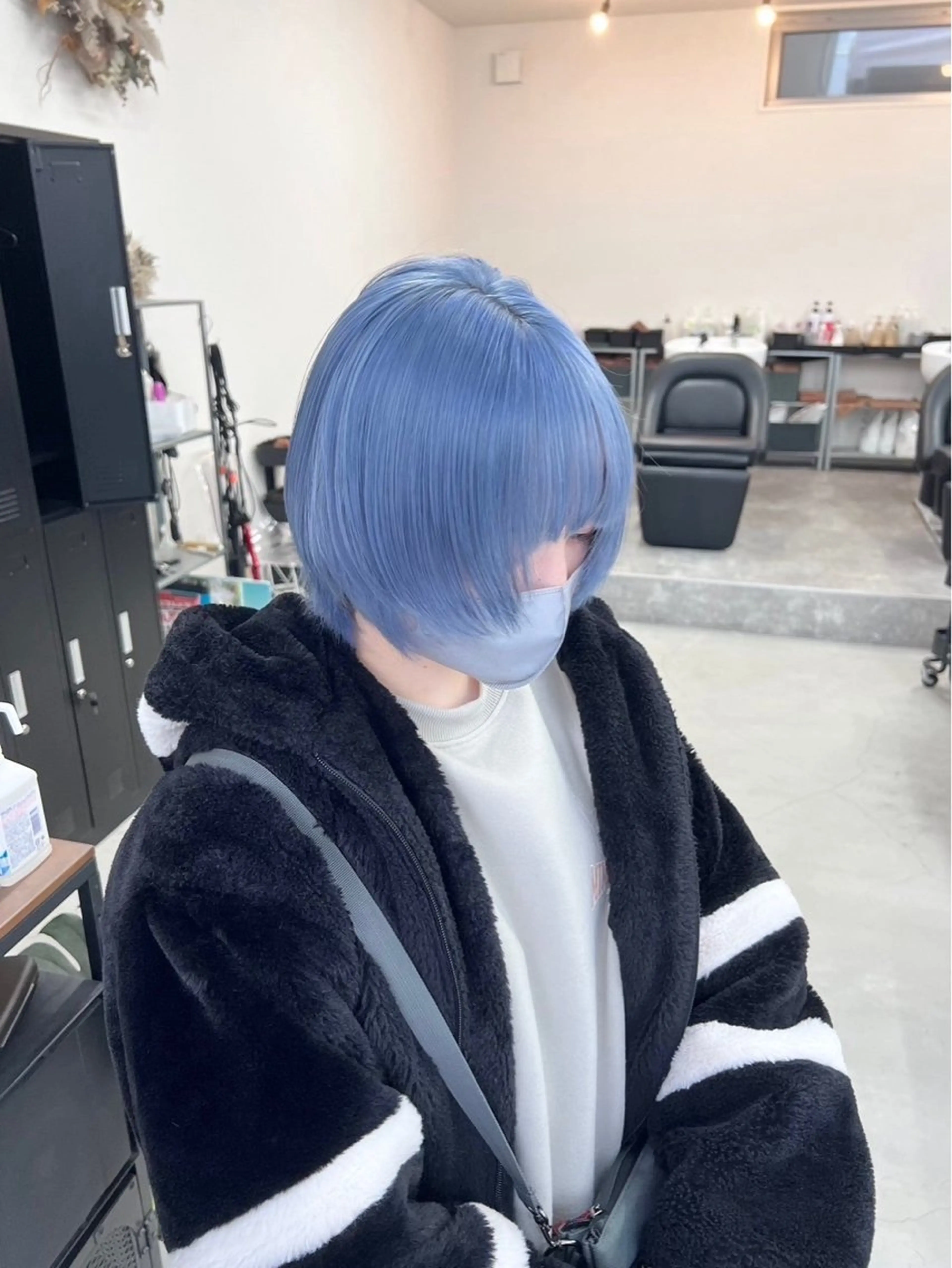 ショート カラー パーマ ヘアアレンジ キッズ アディクシーカラー バレイヤージュ ミストバング ベージュカラー 黒髪 Eir江坂　カット/ボブ/ショート/髪質改善カラー/トリートメント所属・曲がる縮毛矯正特化 亮輔【江坂駅すぐ】のヘアスタイル
