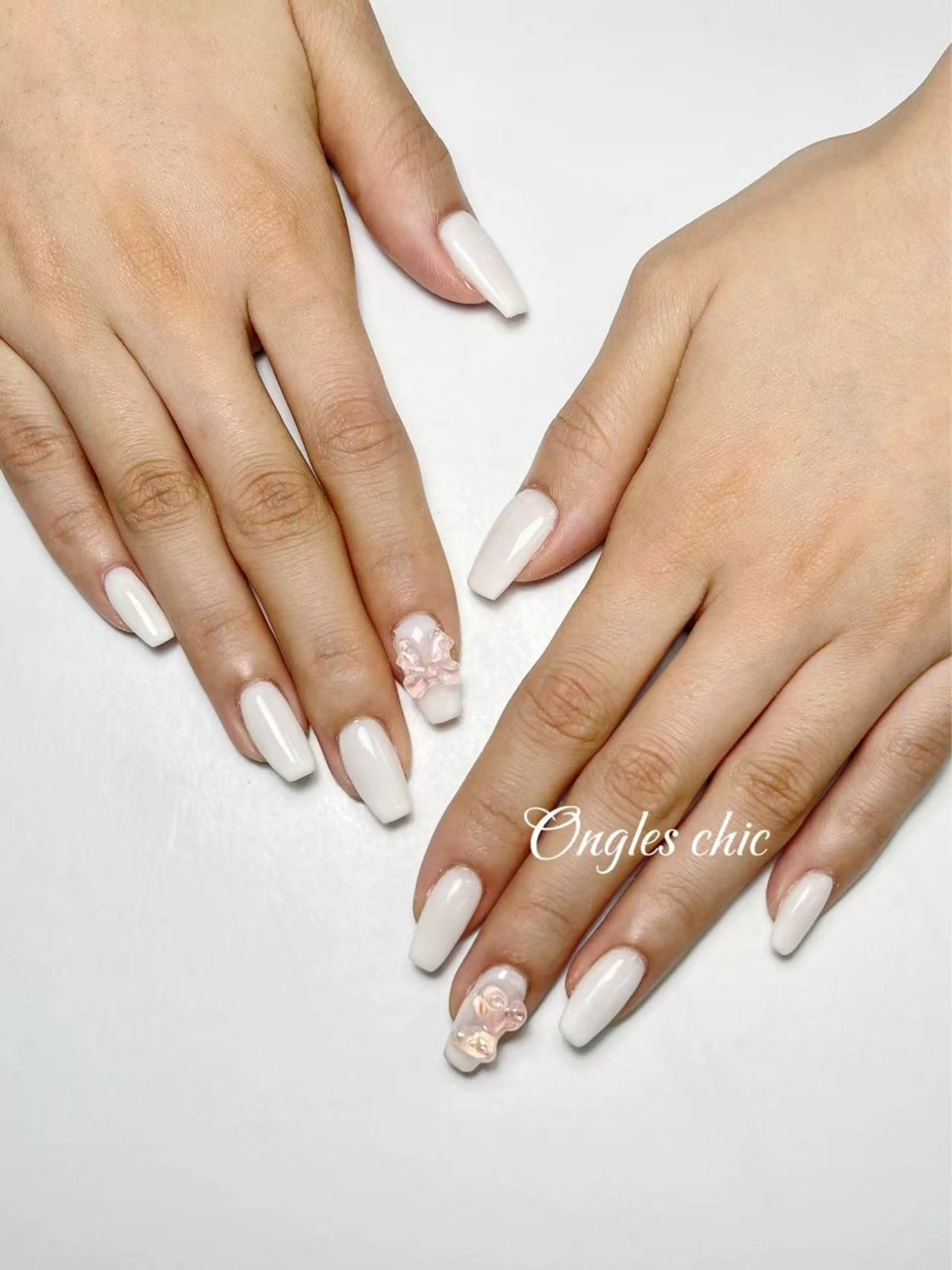 ネイル ハンドネイル ハンドケア ongles chicのネイルデザイン