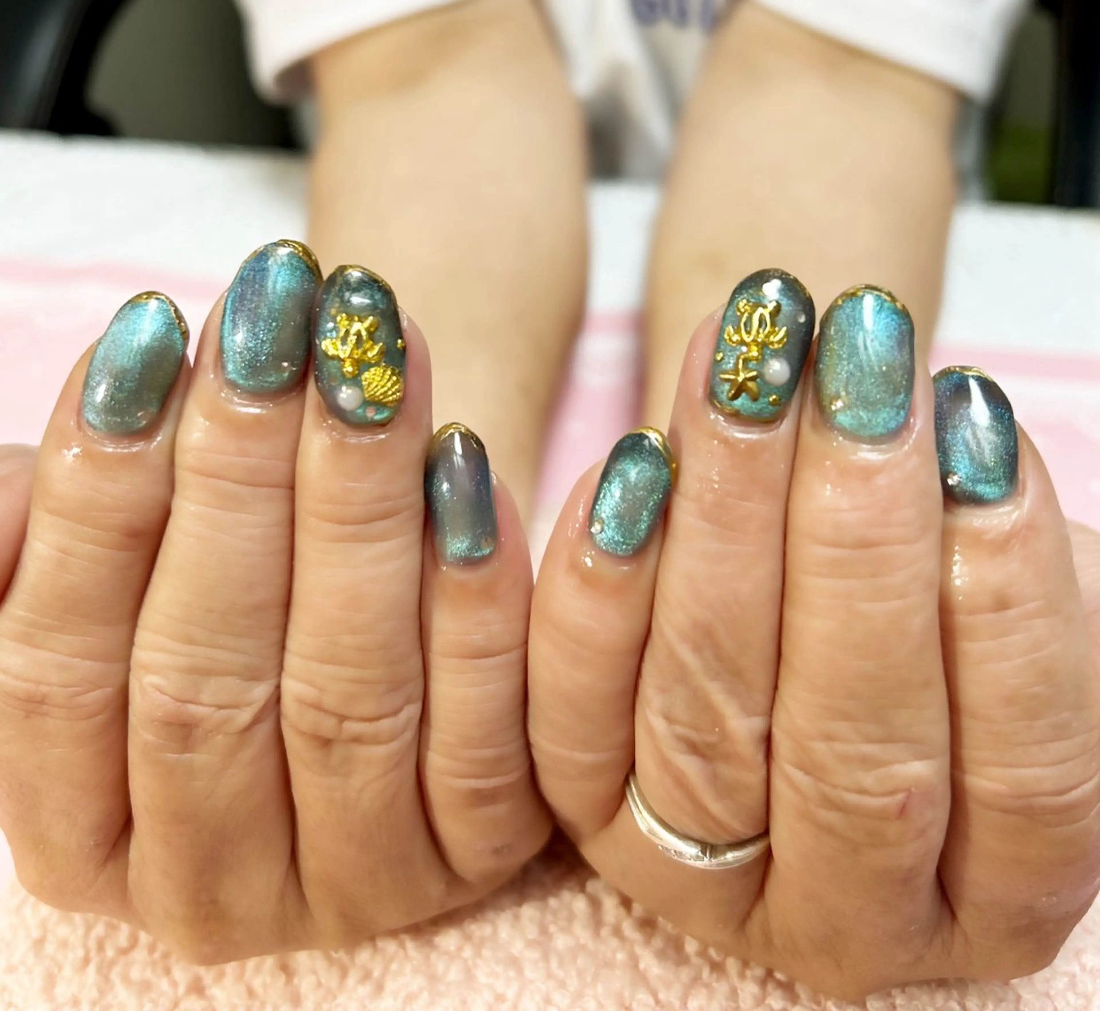 ネイル GＬA D所属・ＧＬAD グラットのネイルデザイン