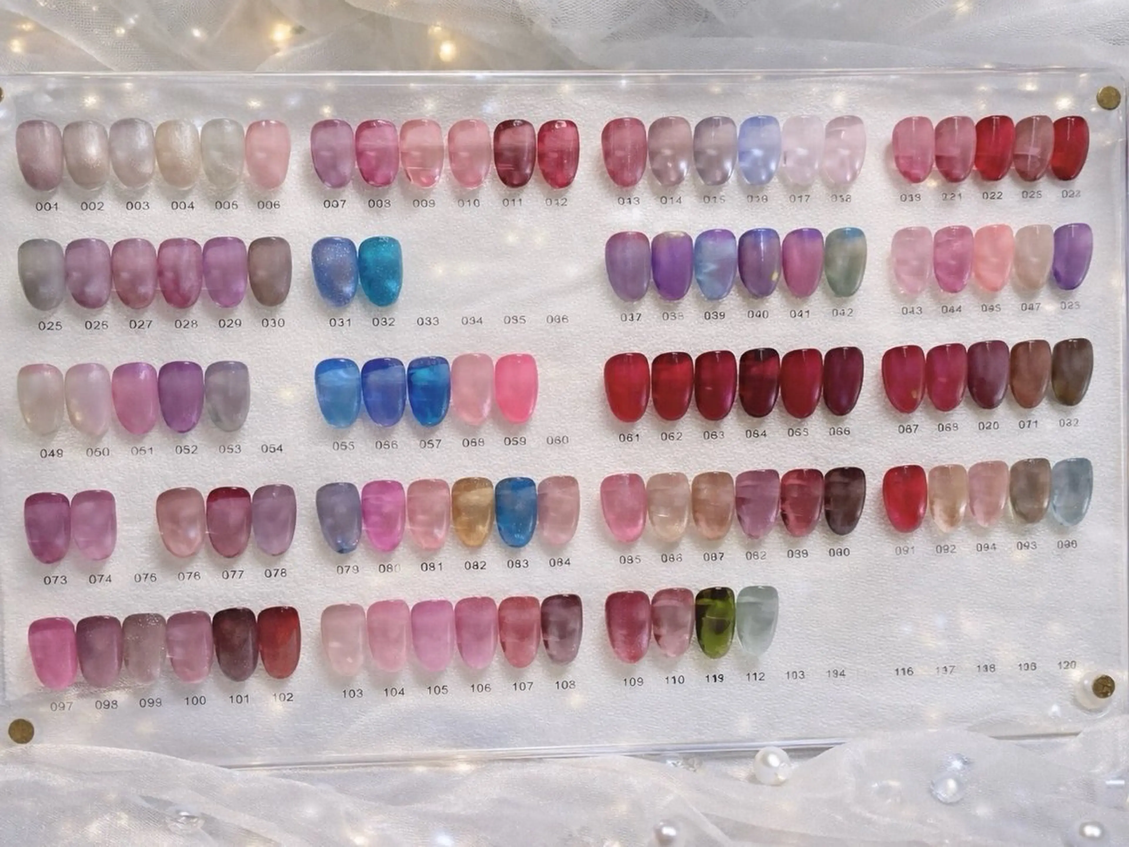 【オフ有り】100色から選べる!マグネットワンカラー🧸💝パラジェル変更可(➕500円)の写真